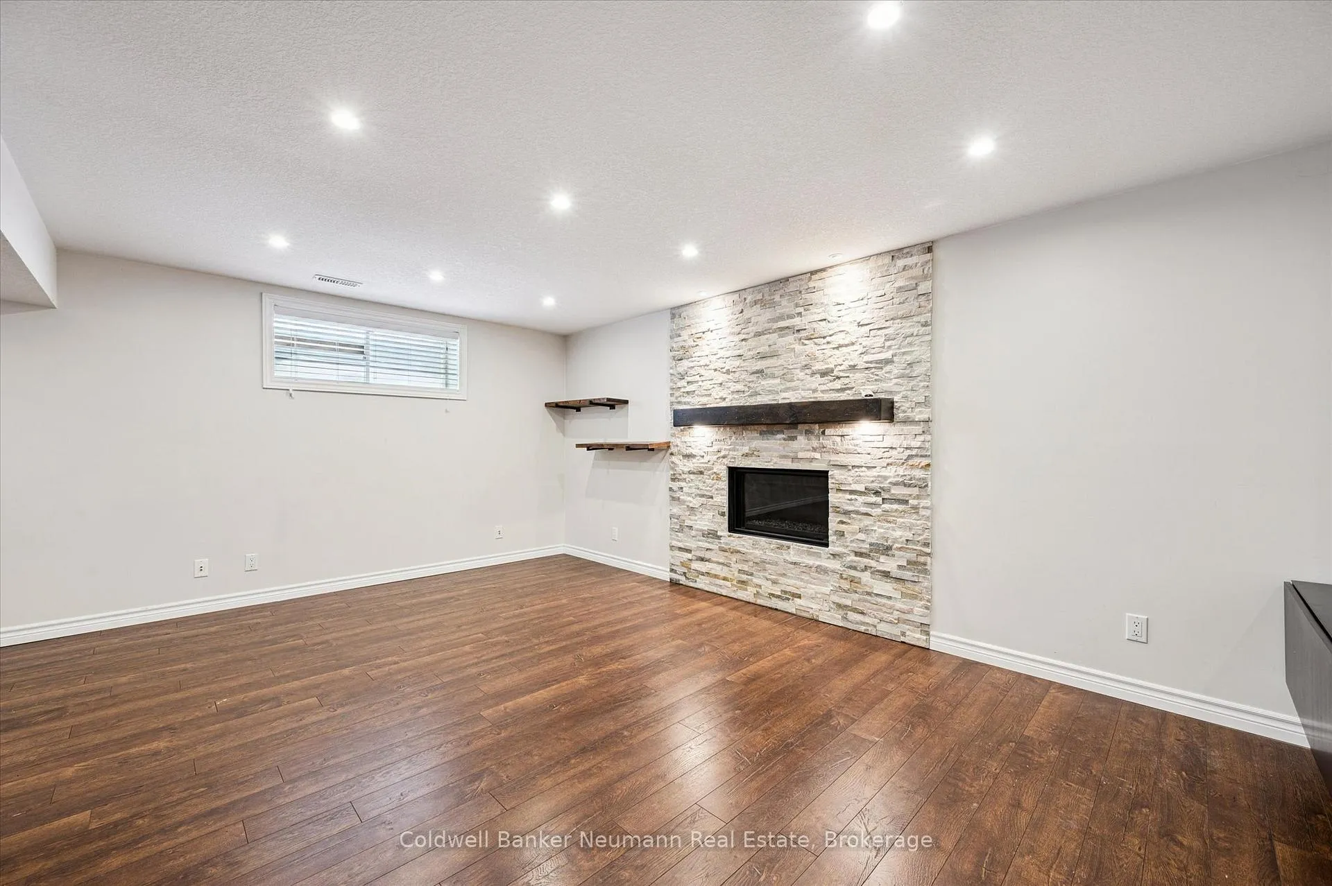 Photo 30 of 176 Colonial Drive, Guelph, Pineridge/Westminster Woods — HOMEH