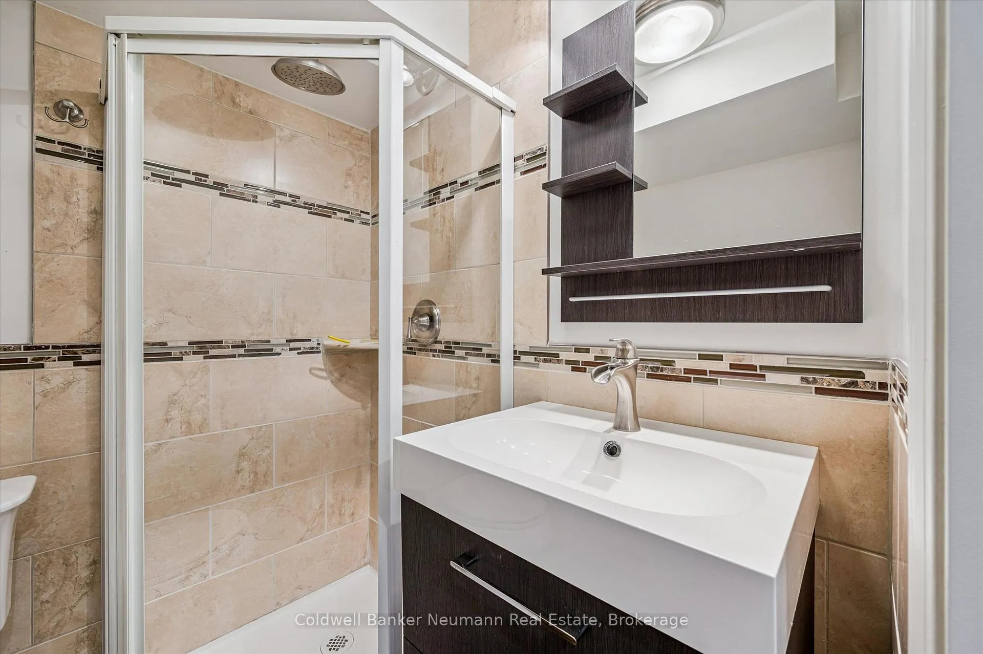 Photo 34 of 176 Colonial Drive, Guelph, Pineridge/Westminster Woods — HOMEH