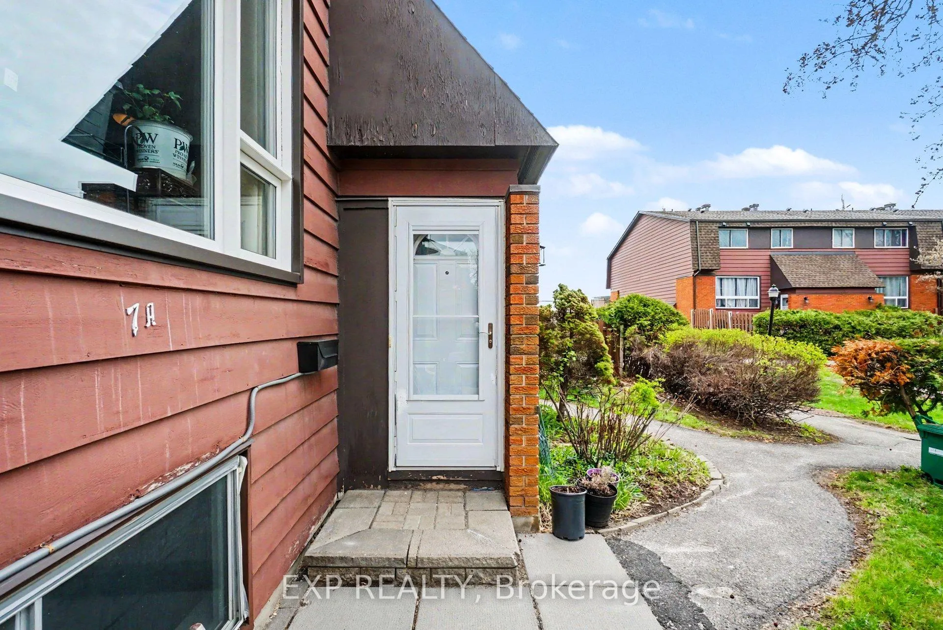 Photo 7 of 7A Banner Road, Ottawa, Sheahan Estates/Trend Village — HOMEH