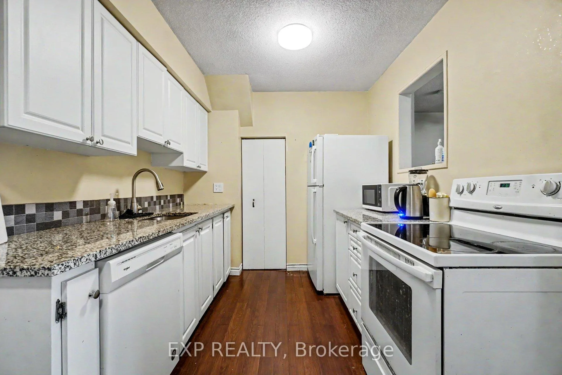 Photo 14 of 7A Banner Road, Ottawa, Sheahan Estates/Trend Village — HOMEH