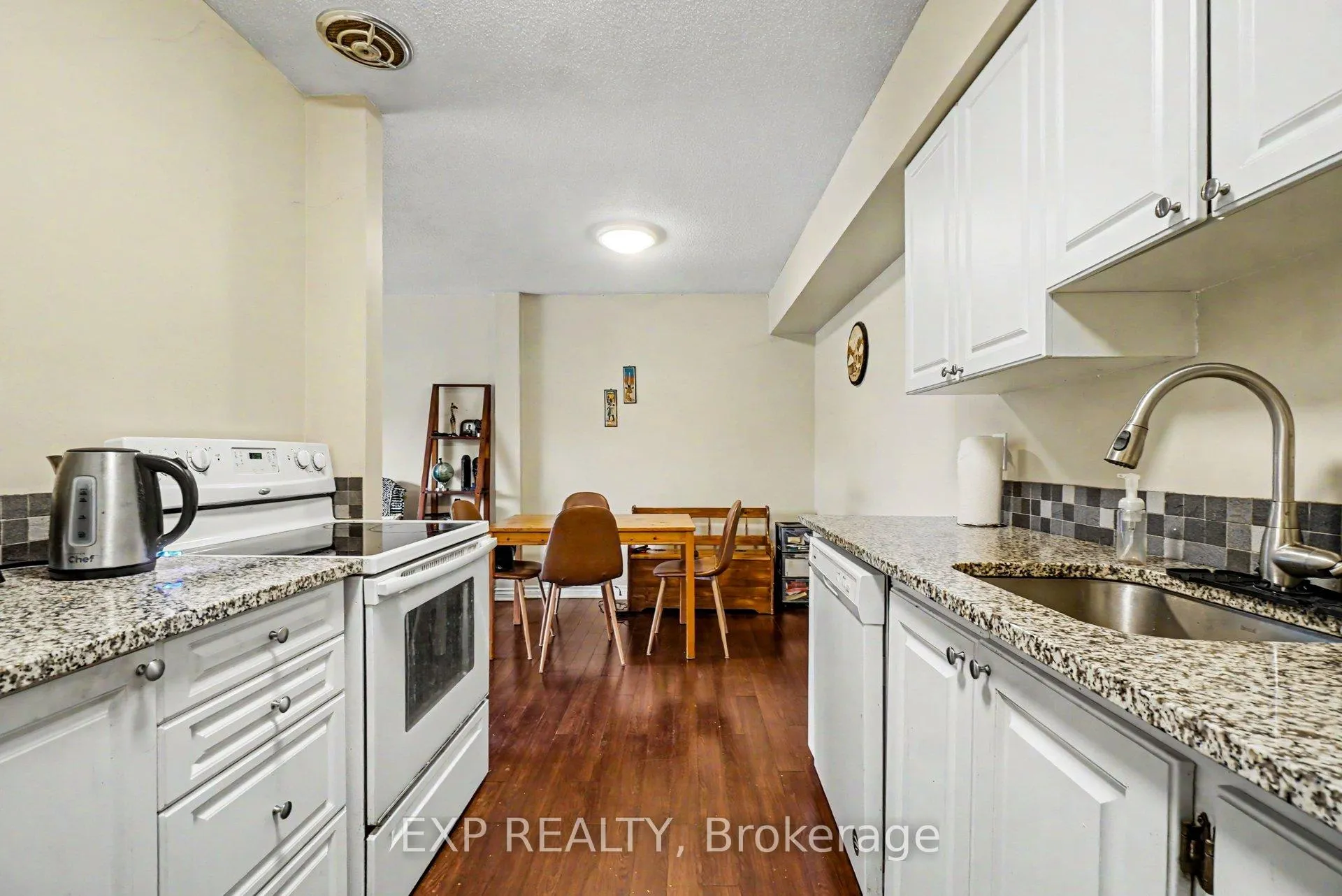 Photo 15 of 7A Banner Road, Ottawa, Sheahan Estates/Trend Village — HOMEH