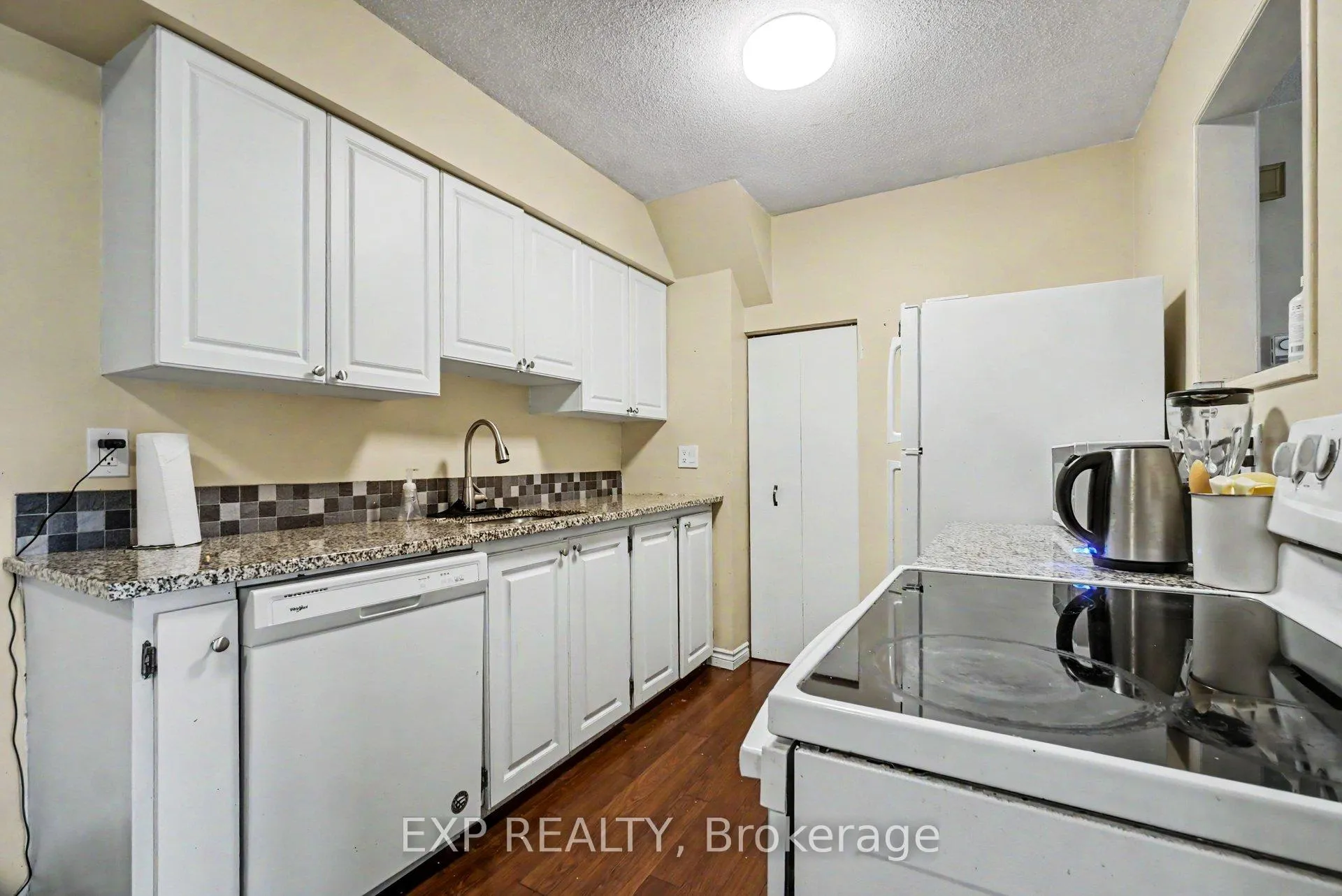 Photo 16 of 7A Banner Road, Ottawa, Sheahan Estates/Trend Village — HOMEH