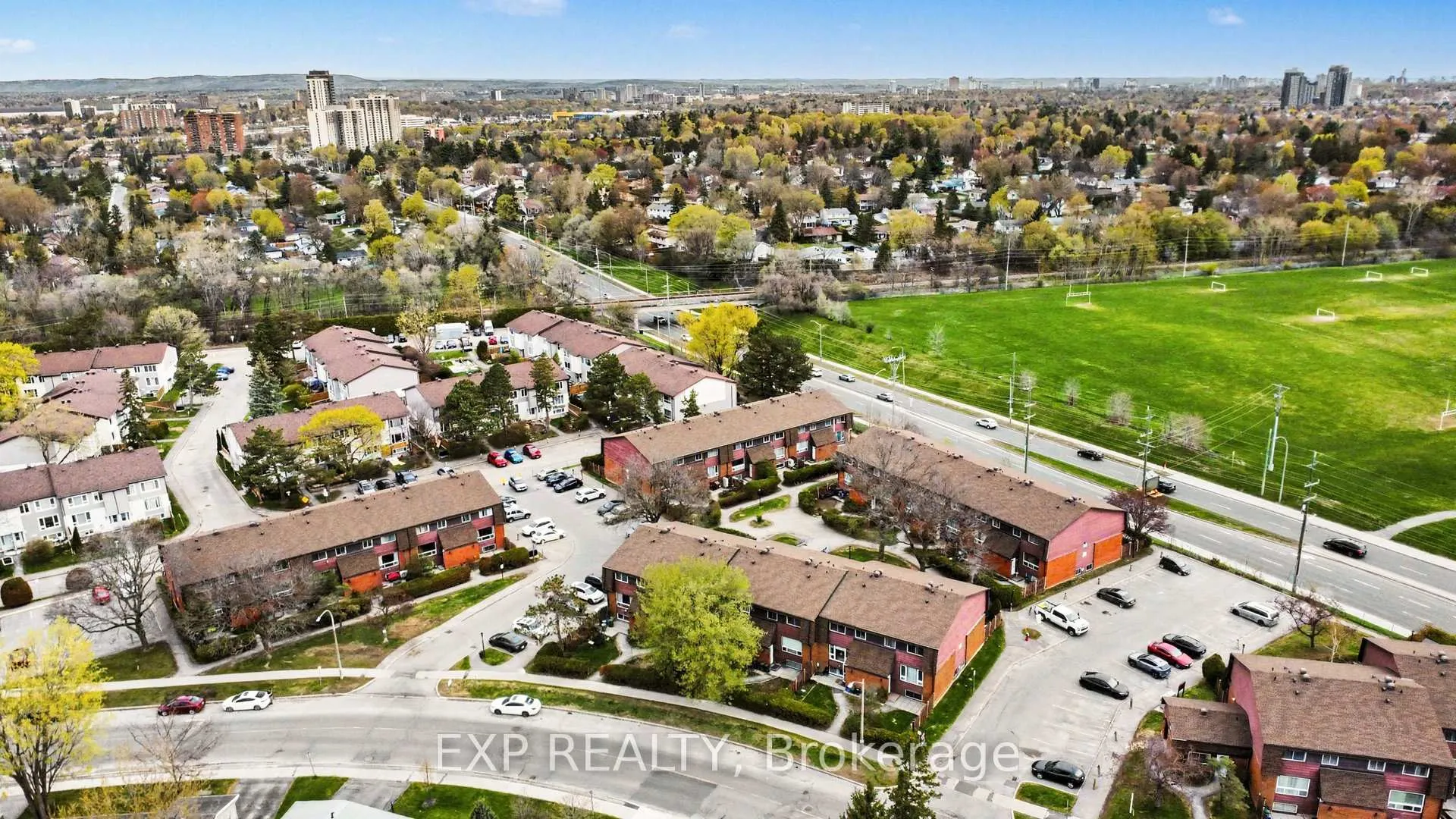 Photo 33 of 7A Banner Road, Ottawa, Sheahan Estates/Trend Village — HOMEH