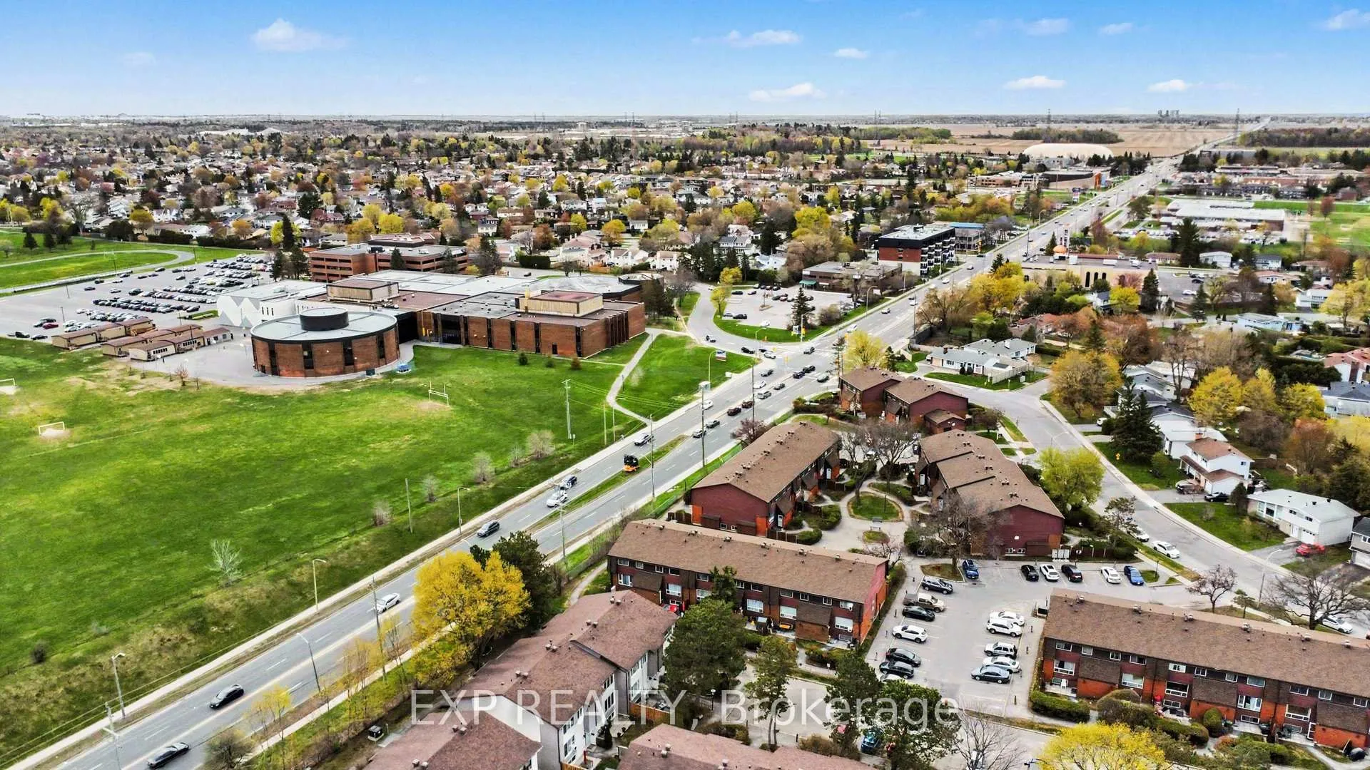 Photo 34 of 7A Banner Road, Ottawa, Sheahan Estates/Trend Village — HOMEH