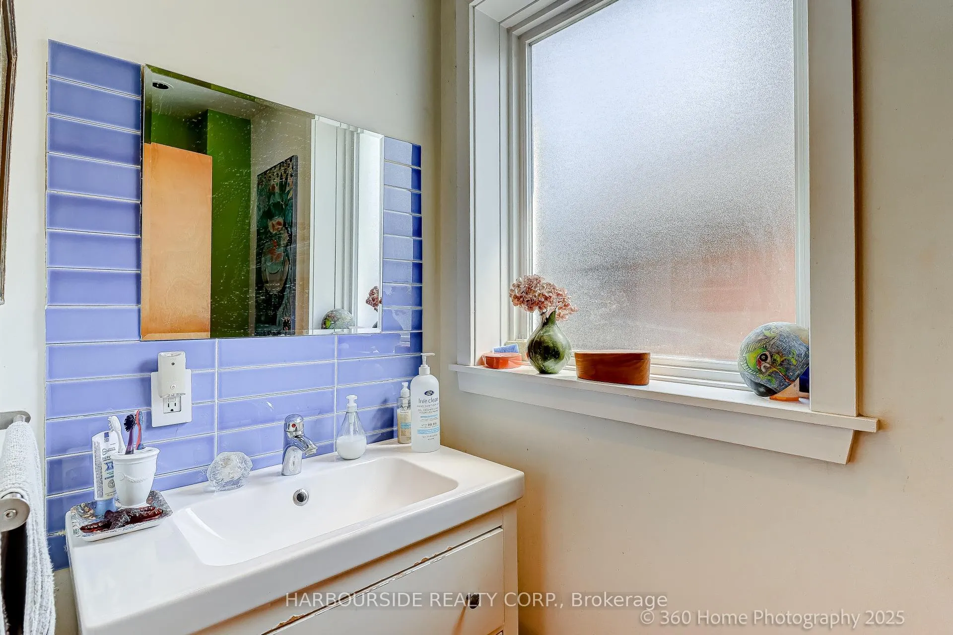 Photo 9 of 591 Broadway Avenue, Toronto, Leaside — HOMEH