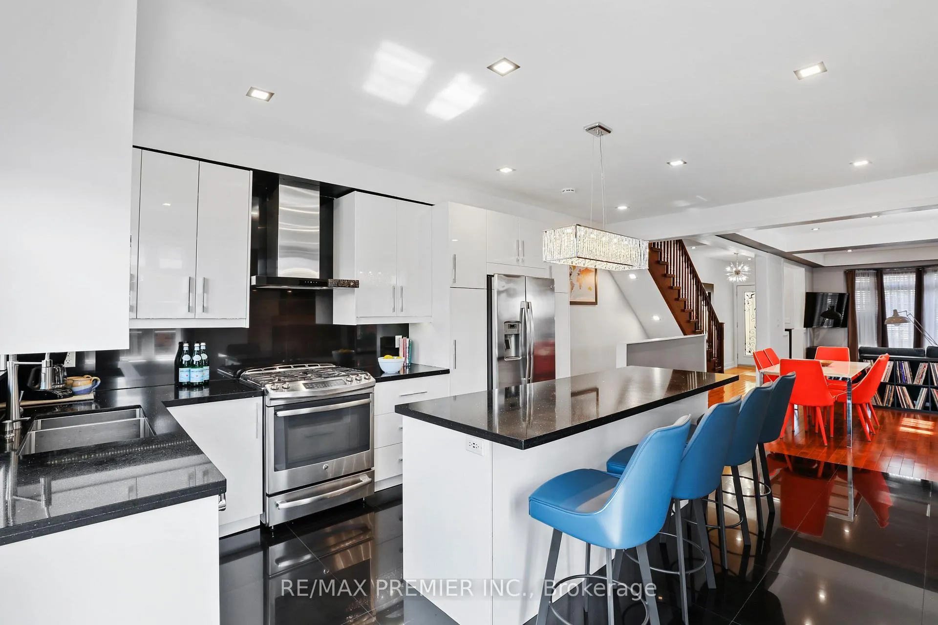 Photo 10 of 196 Blackthorn Avenue, Toronto, Weston-Pellam Park — HOMEH
