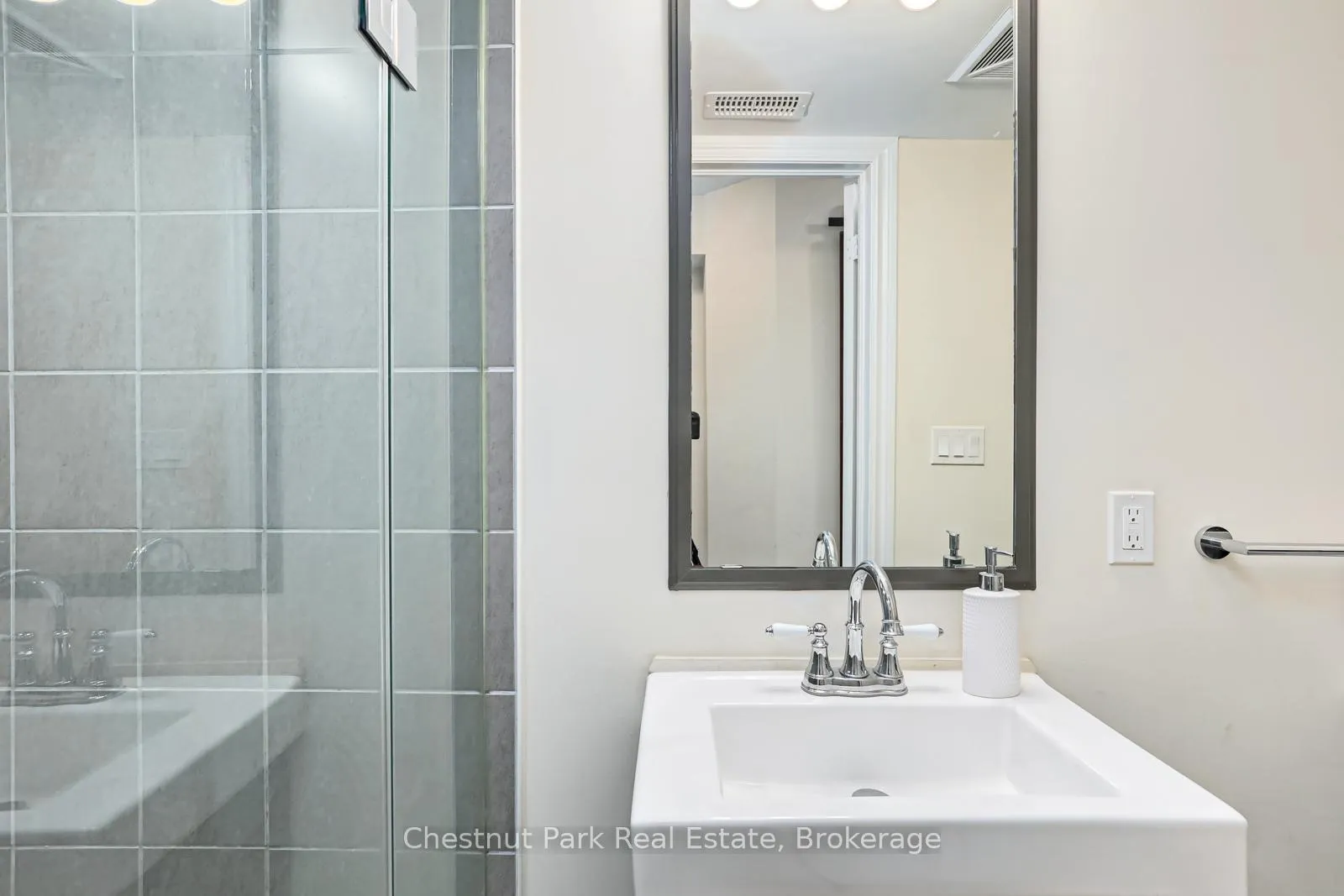 Photo 11 of Unit 105, 4 Anchorage Crescent, Collingwood — HOMEH