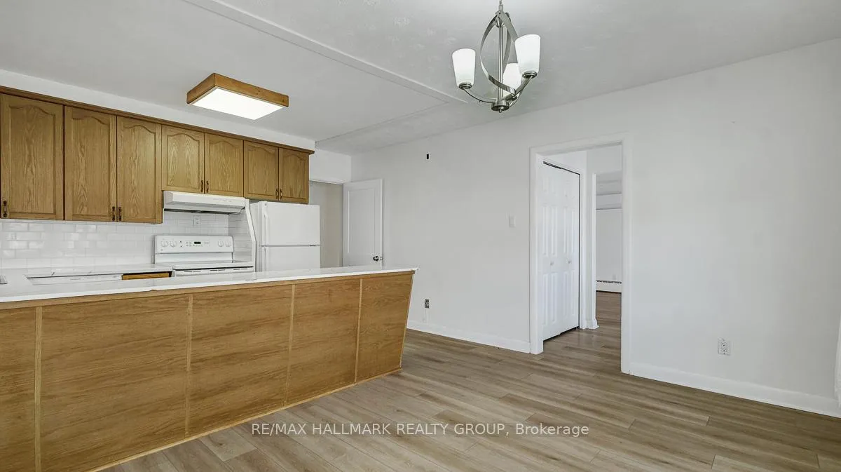 Photo 10 of Unit 2, 264 Michel Circle, Ottawa, Vanier — HOMEH