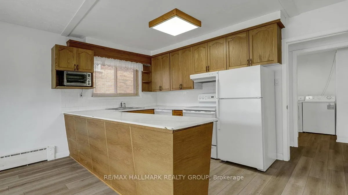 Photo 12 of Unit 2, 264 Michel Circle, Ottawa, Vanier — HOMEH