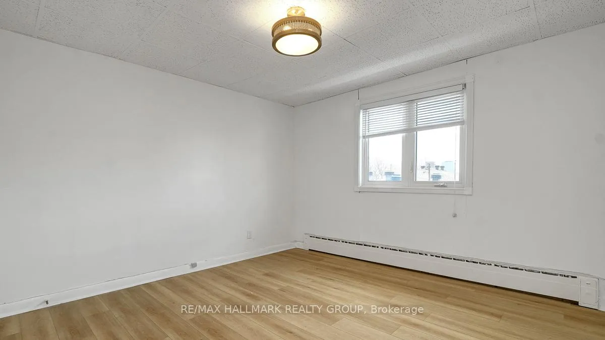 Photo 16 of Unit 2, 264 Michel Circle, Ottawa, Vanier — HOMEH