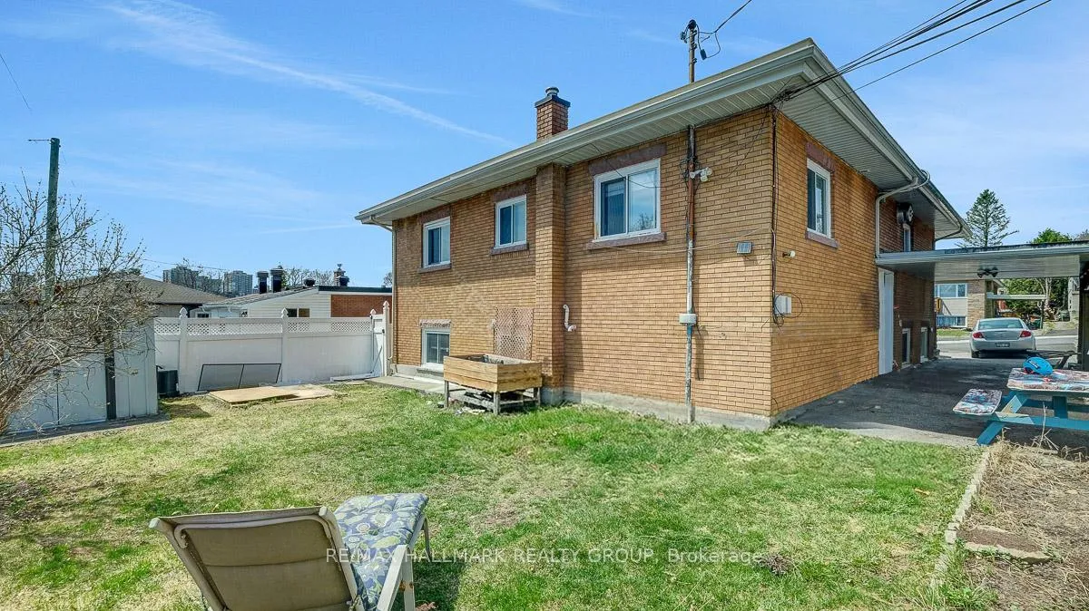 Photo 24 of Unit 2, 264 Michel Circle, Ottawa, Vanier — HOMEH