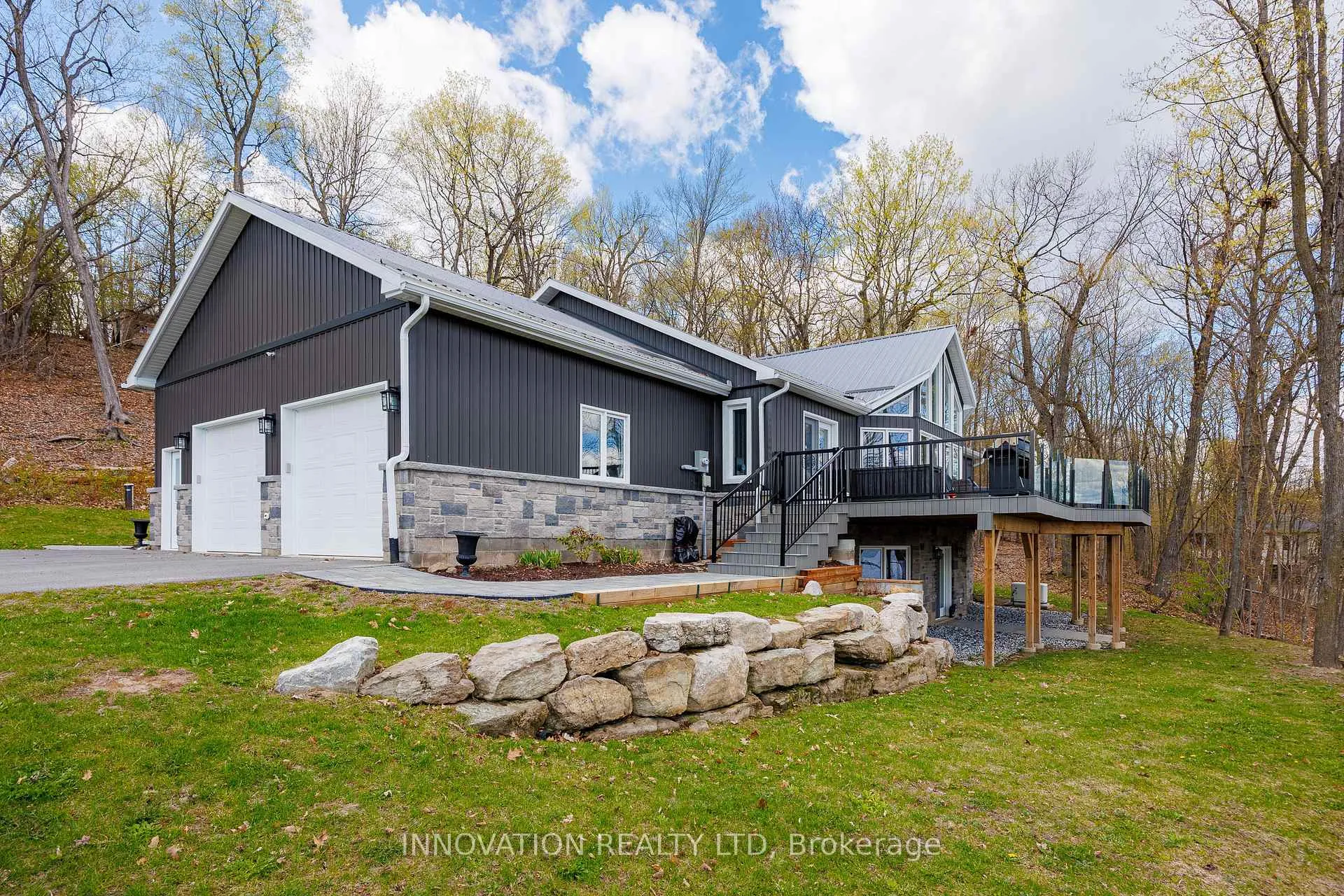 Photo 6 of 731 Usborne Street, McNab/Braeside, Mcnab/Braeside Twps — HOMEH