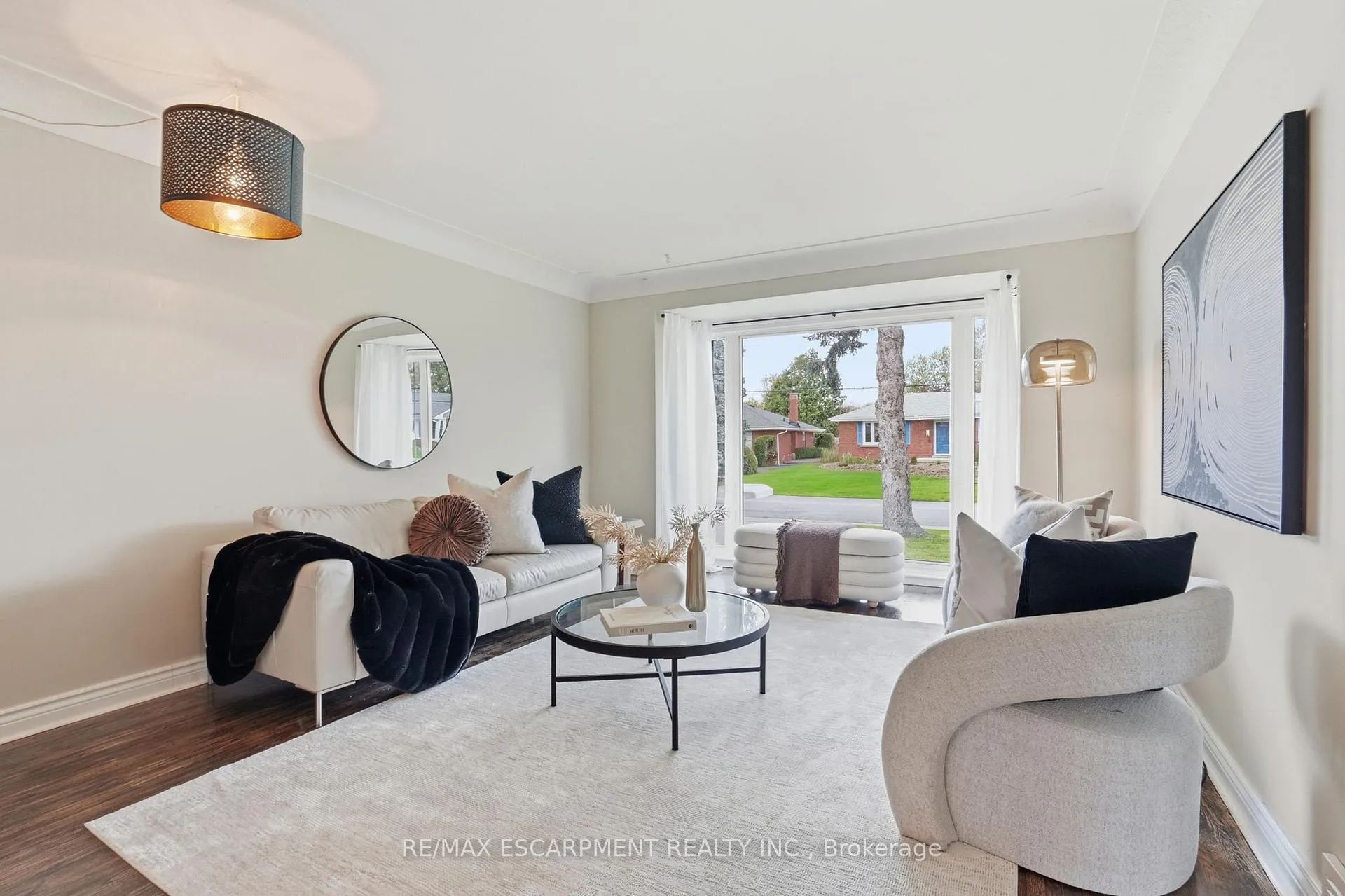 Photo 14 of 23 Mcmaster Avenue S, Hamilton, Dundas — HOMEH
