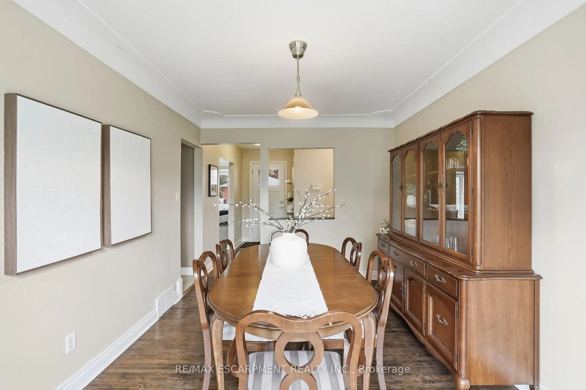 Photo 22 of 23 Mcmaster Avenue S, Hamilton, Dundas — HOMEH
