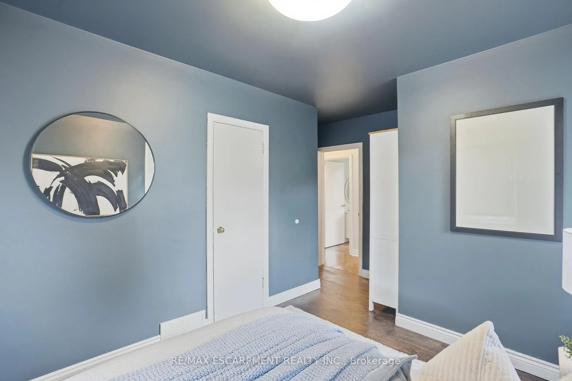 Photo 28 of 23 Mcmaster Avenue S, Hamilton, Dundas — HOMEH