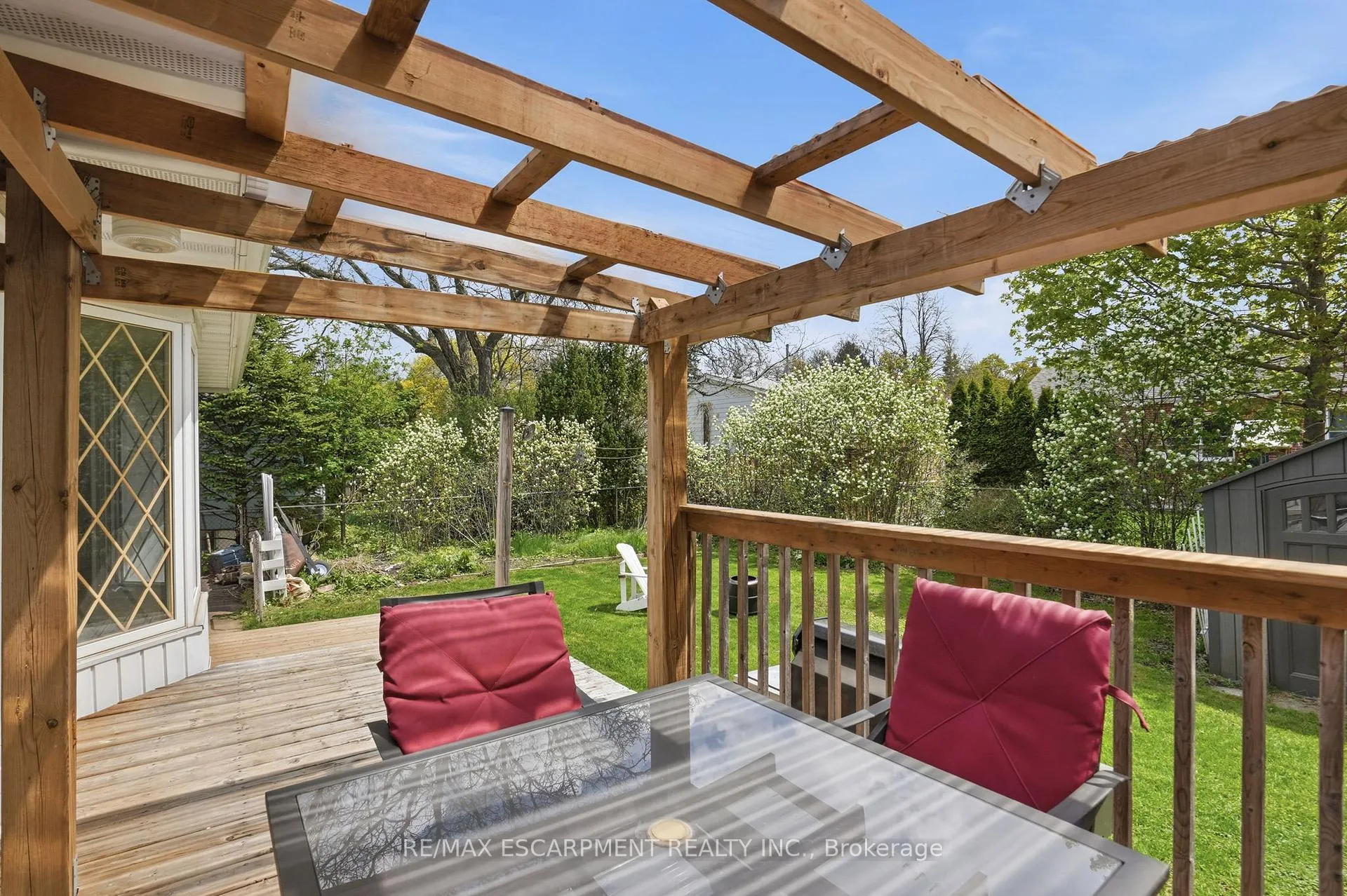 Photo 41 of 23 Mcmaster Avenue S, Hamilton, Dundas — HOMEH