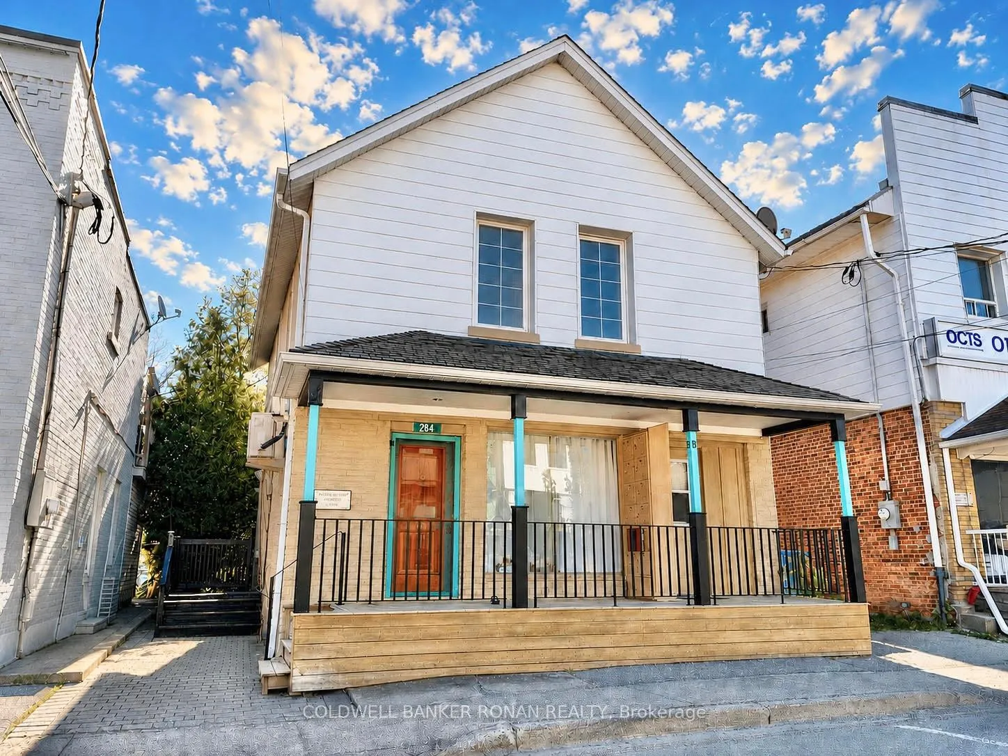Front of 284 Main Street