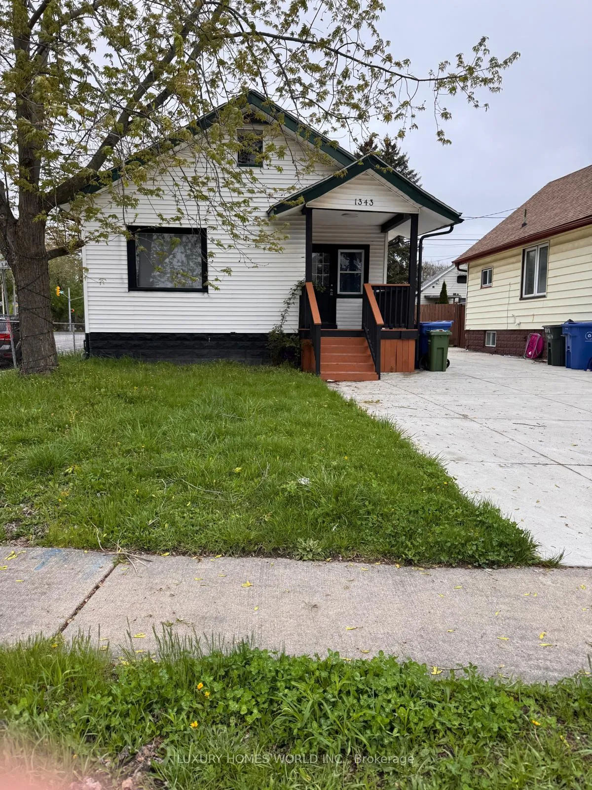 Photo 1 of 1343 Lillian Avenue, Windsor — HOMEH