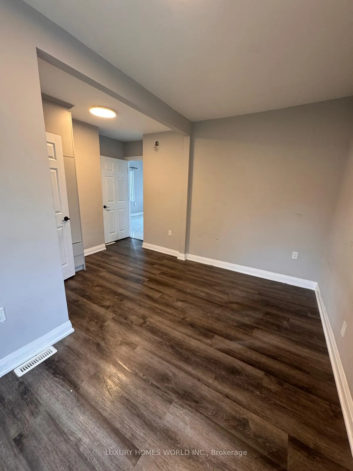 Photo 7 of 1343 Lillian Avenue, Windsor — HOMEH