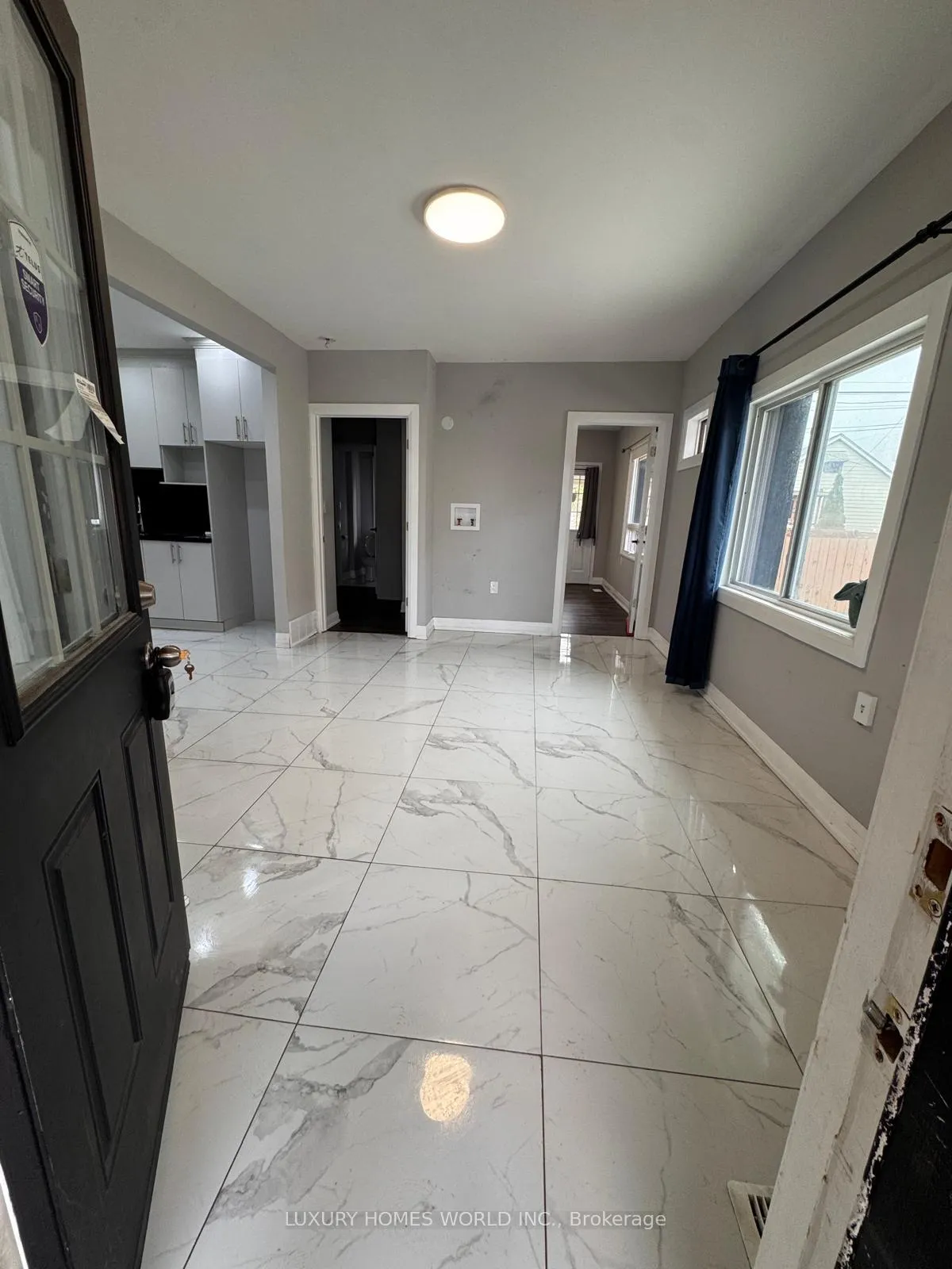 Photo 14 of 1343 Lillian Avenue, Windsor — HOMEH