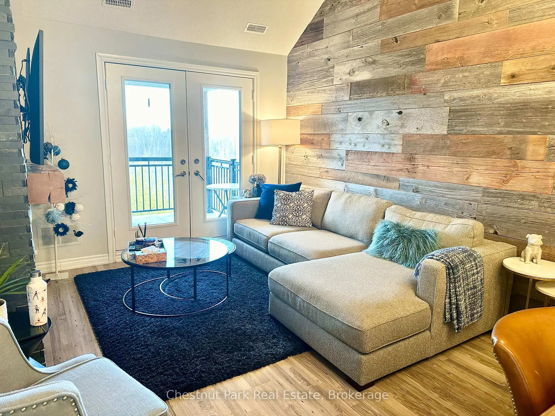 Photo 3 of Unit 303, 6 Anchorage Crescent, Collingwood — HOMEH