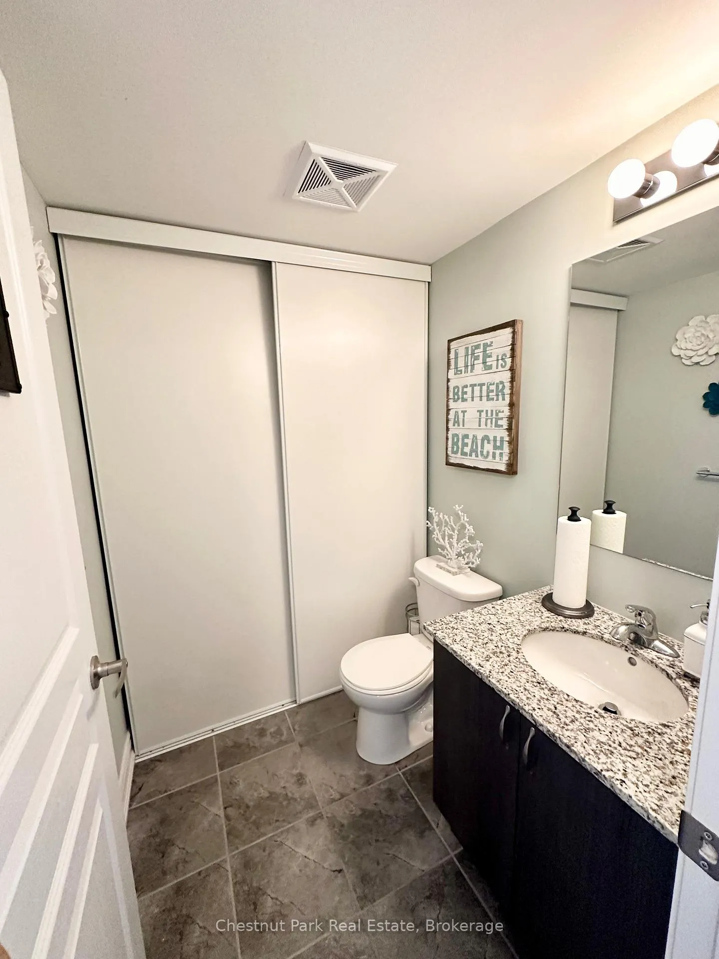 Photo 7 of Unit 303, 6 Anchorage Crescent, Collingwood — HOMEH