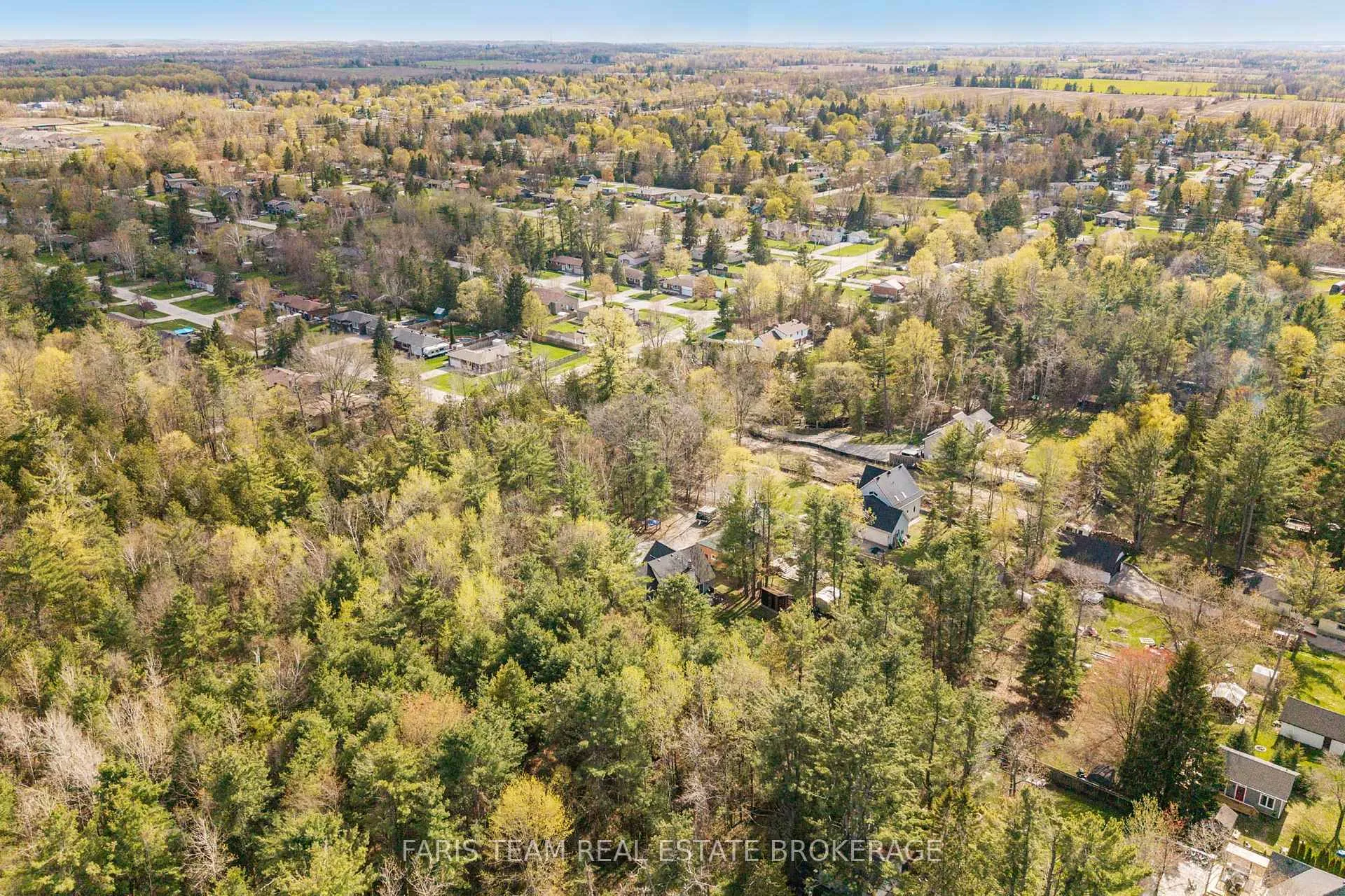 Photo 46 of 718 Henderson Drive, Innisfil, Rural Innisfil — HOMEH
