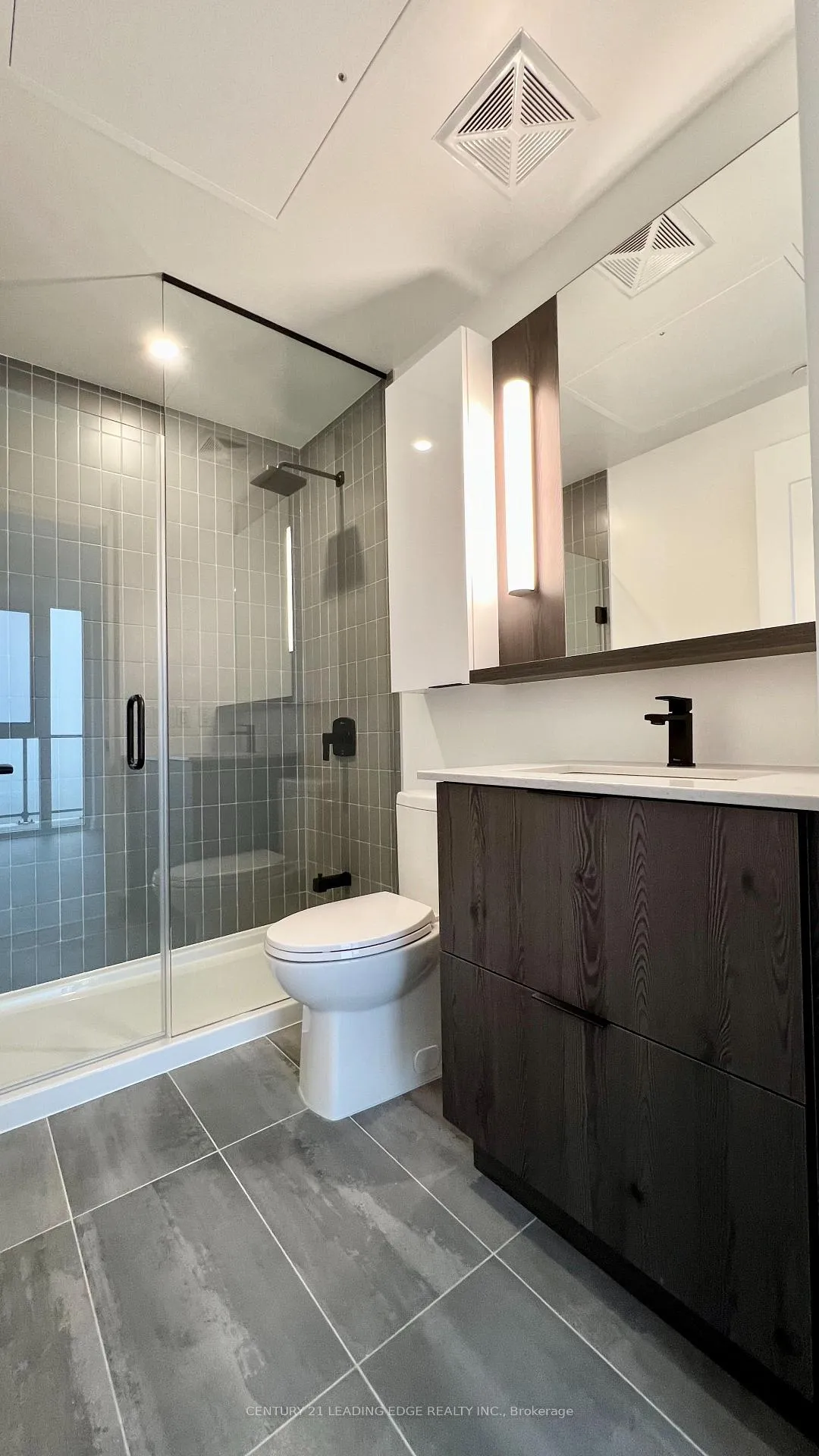 Photo 4 of Unit 2504, 5 Defries Street, Toronto, Regent Park — HOMEH