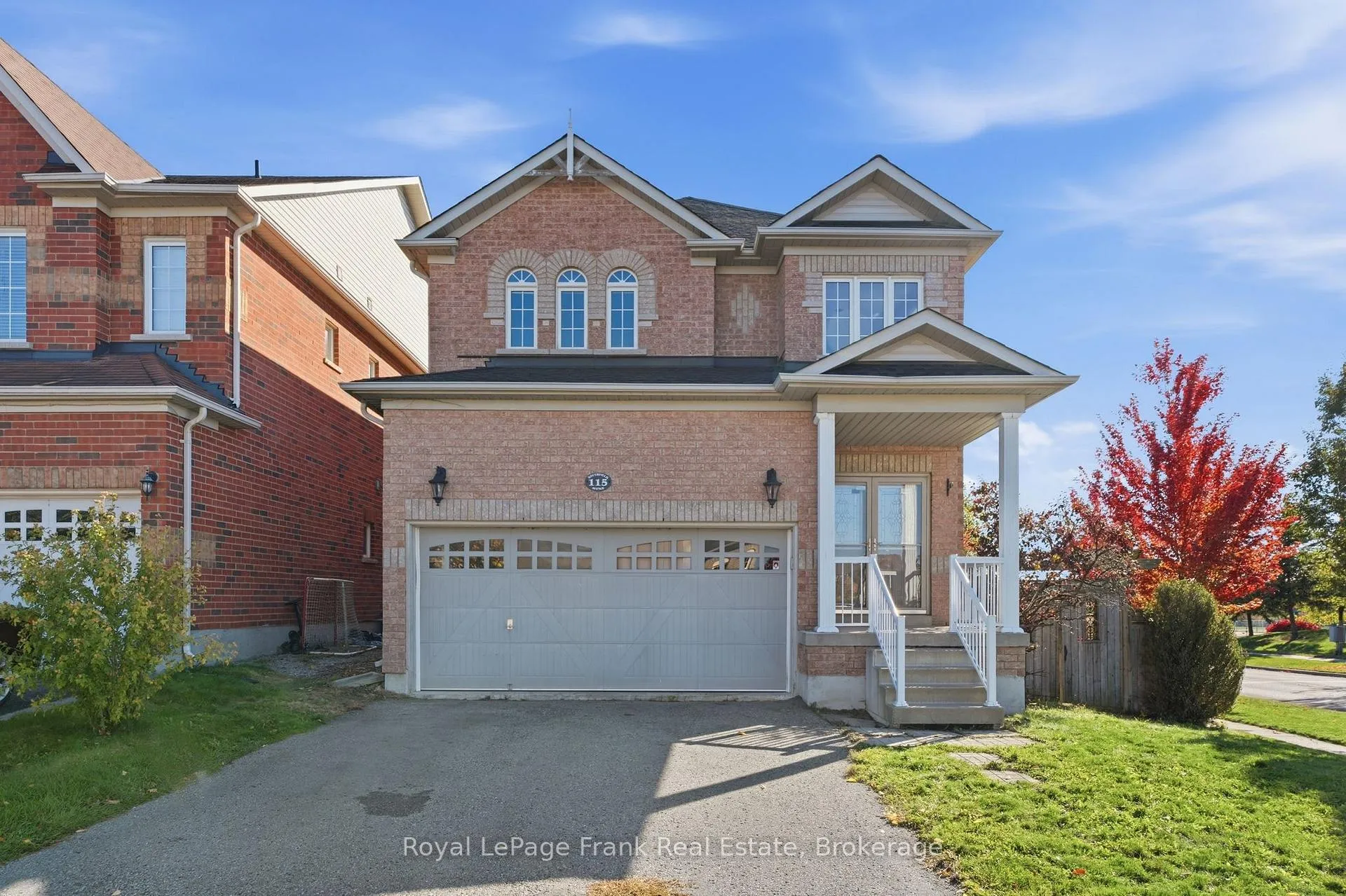 Photo 2 of 115 Southfield Avenue, Clarington, Courtice — HOMEH