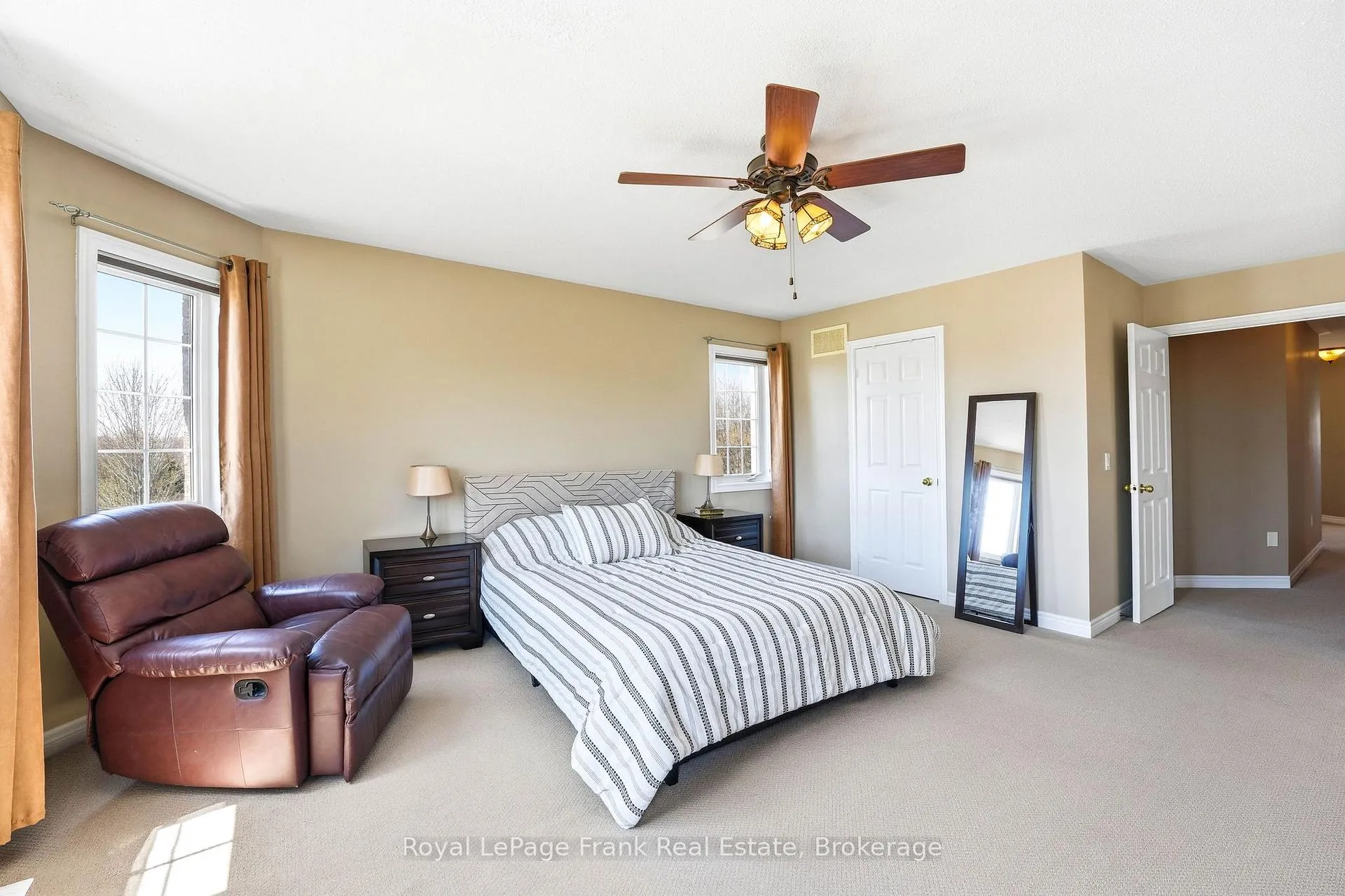 Photo 17 of 115 Southfield Avenue, Clarington, Courtice — HOMEH