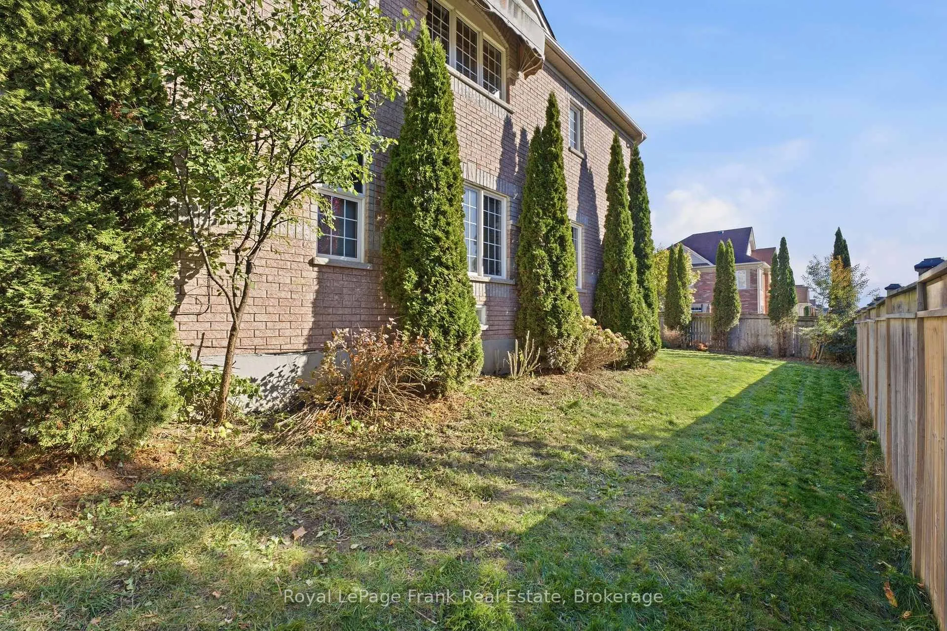 Photo 34 of 115 Southfield Avenue, Clarington, Courtice — HOMEH
