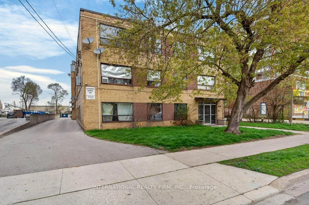 Photo 10 of Unit 302, 295 Melvin Avenue, Hamilton, McQuesten — HOMEH