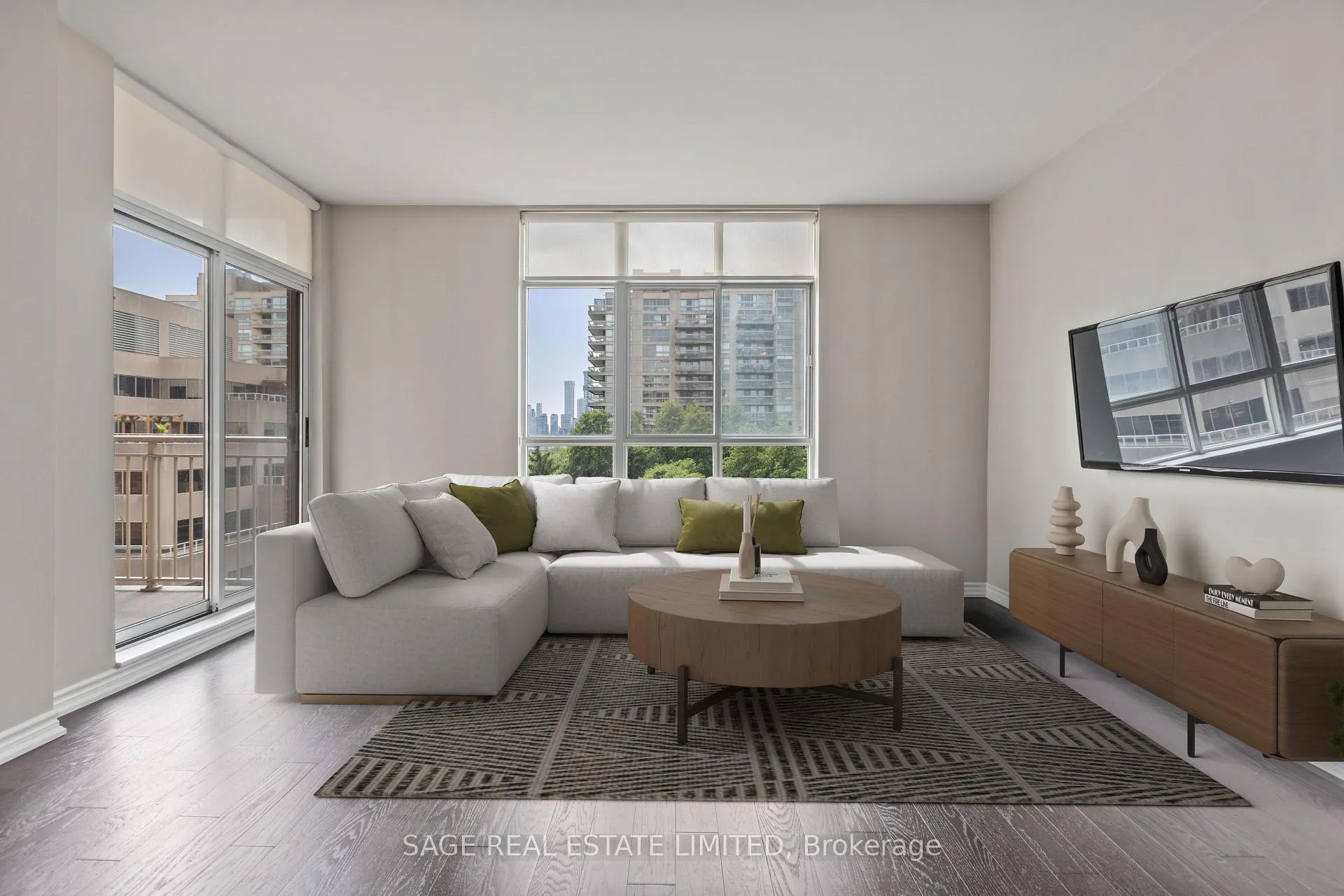 Photo 3 of Unit 803, 1 Dear Park Crescent, Toronto, Yonge-St. Clair — HOMEH