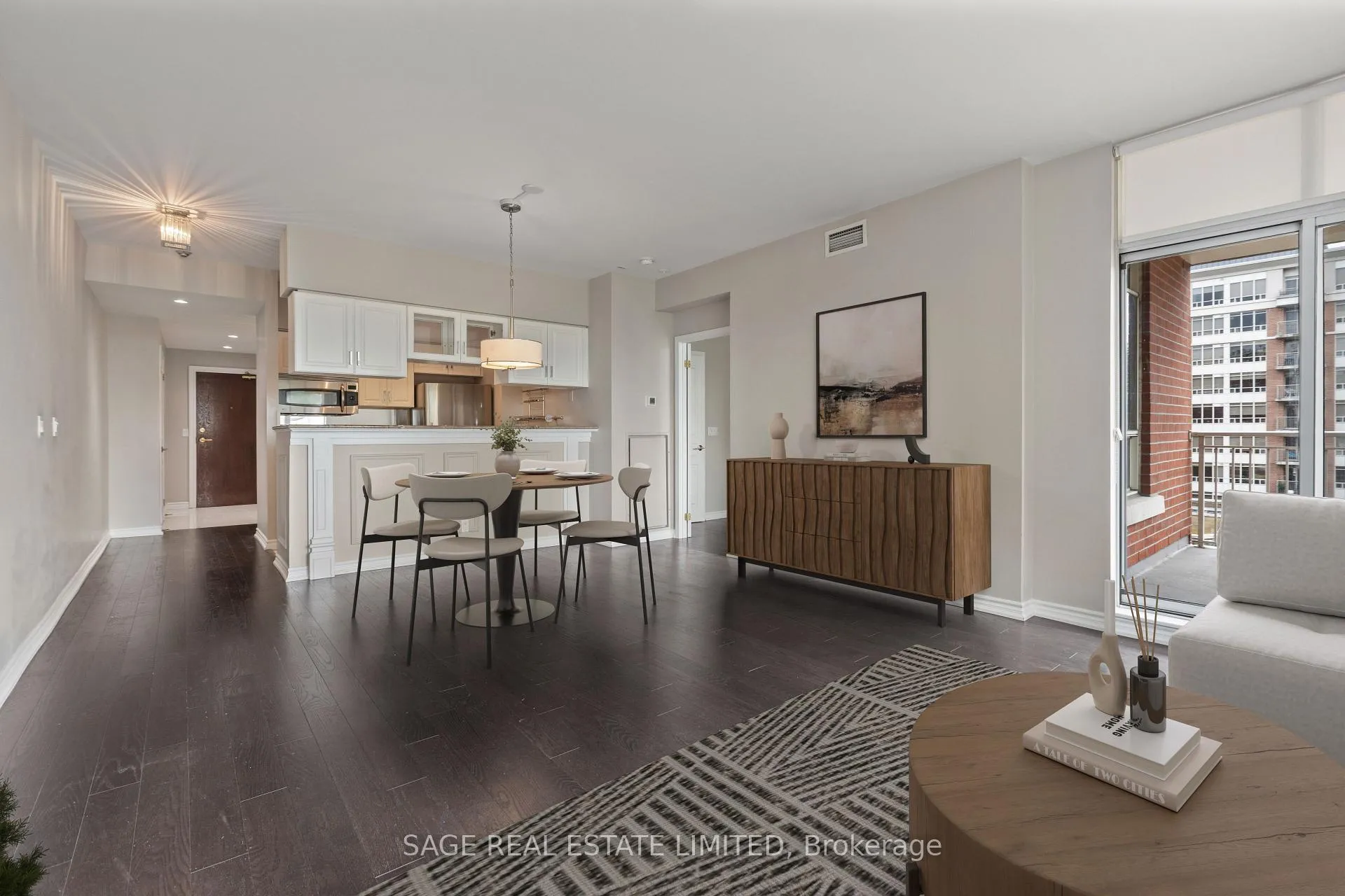 Photo 6 of Unit 803, 1 Dear Park Crescent, Toronto, Yonge-St. Clair — HOMEH