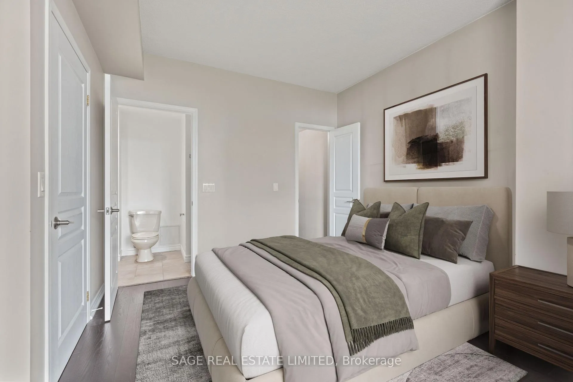 Photo 10 of Unit 803, 1 Dear Park Crescent, Toronto, Yonge-St. Clair — HOMEH