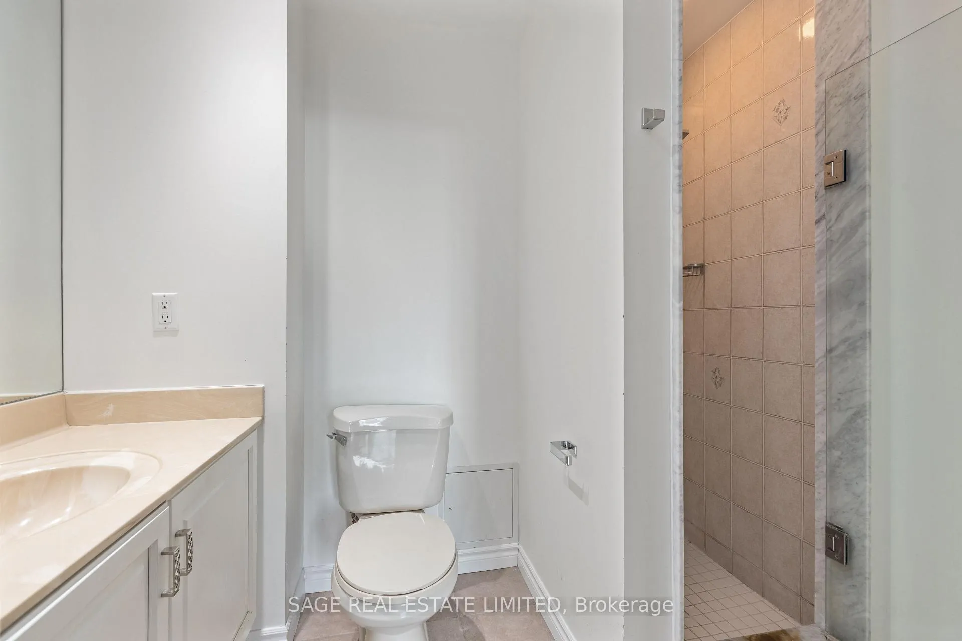 Photo 13 of Unit 803, 1 Dear Park Crescent, Toronto, Yonge-St. Clair — HOMEH