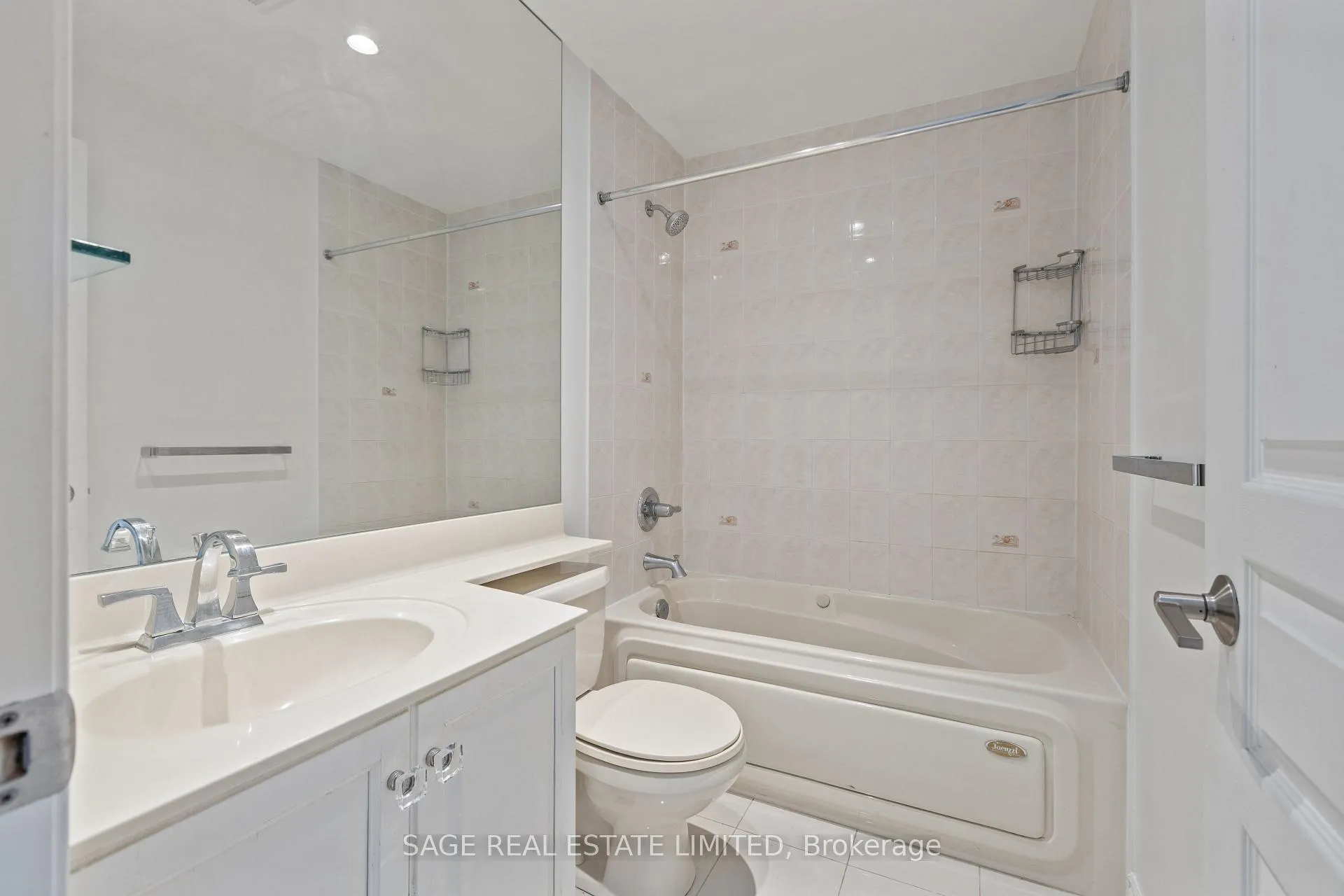 Photo 16 of Unit 803, 1 Dear Park Crescent, Toronto, Yonge-St. Clair — HOMEH