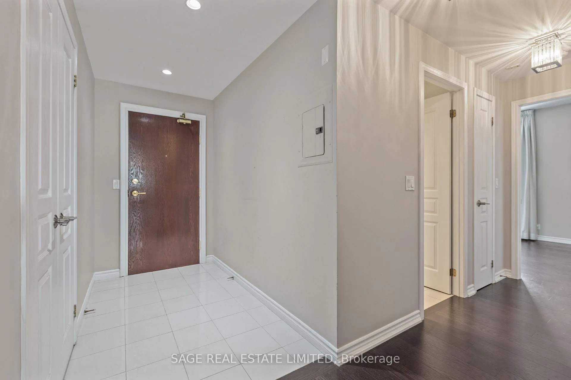 Photo 20 of Unit 803, 1 Dear Park Crescent, Toronto, Yonge-St. Clair — HOMEH