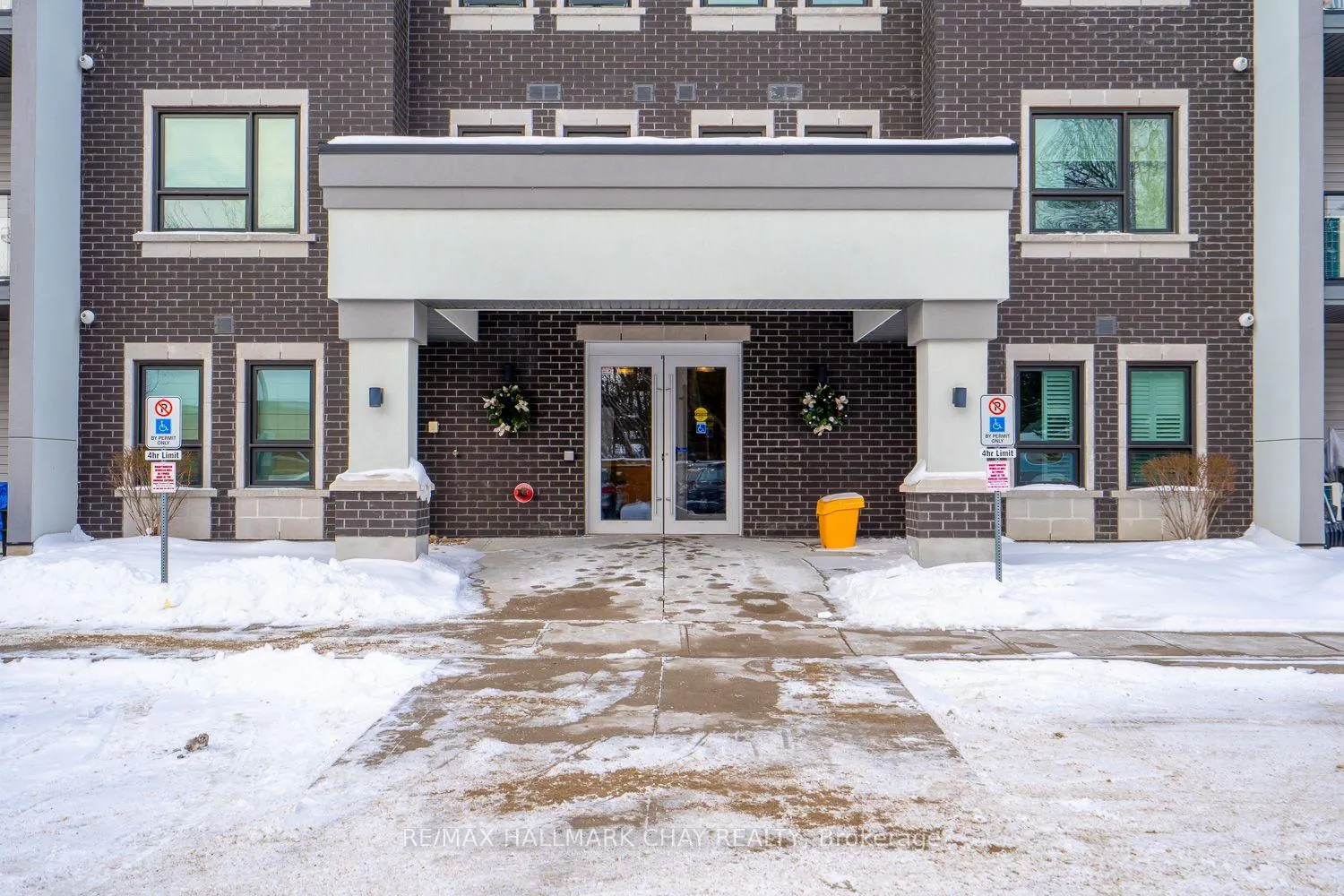 Photo 10 of Unit 105, 69 Boyne Street, New Tecumseth, Alliston — HOMEH