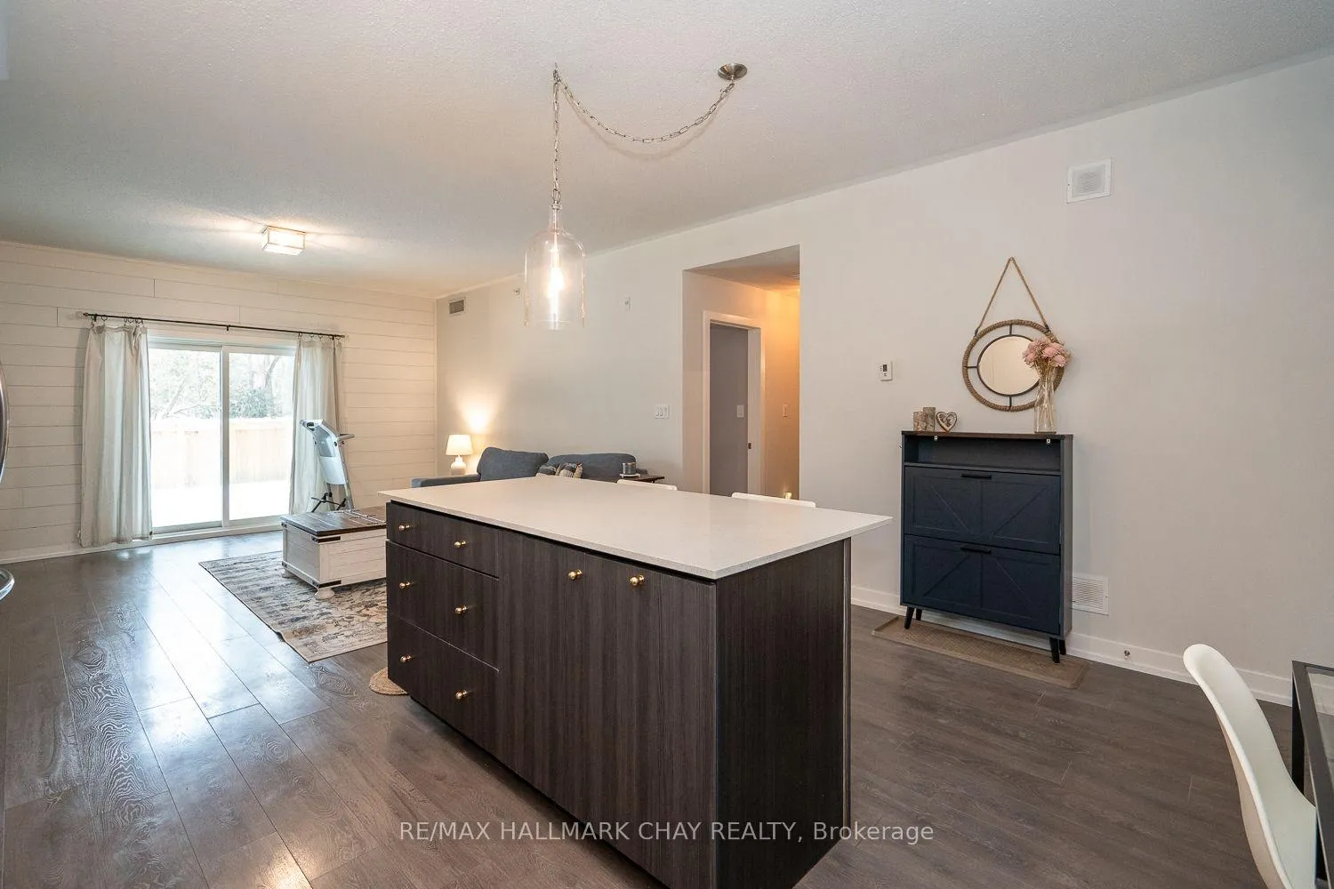 Photo 15 of Unit 105, 69 Boyne Street, New Tecumseth, Alliston — HOMEH