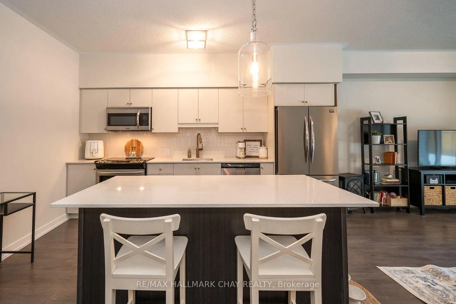 Photo 16 of Unit 105, 69 Boyne Street, New Tecumseth, Alliston — HOMEH