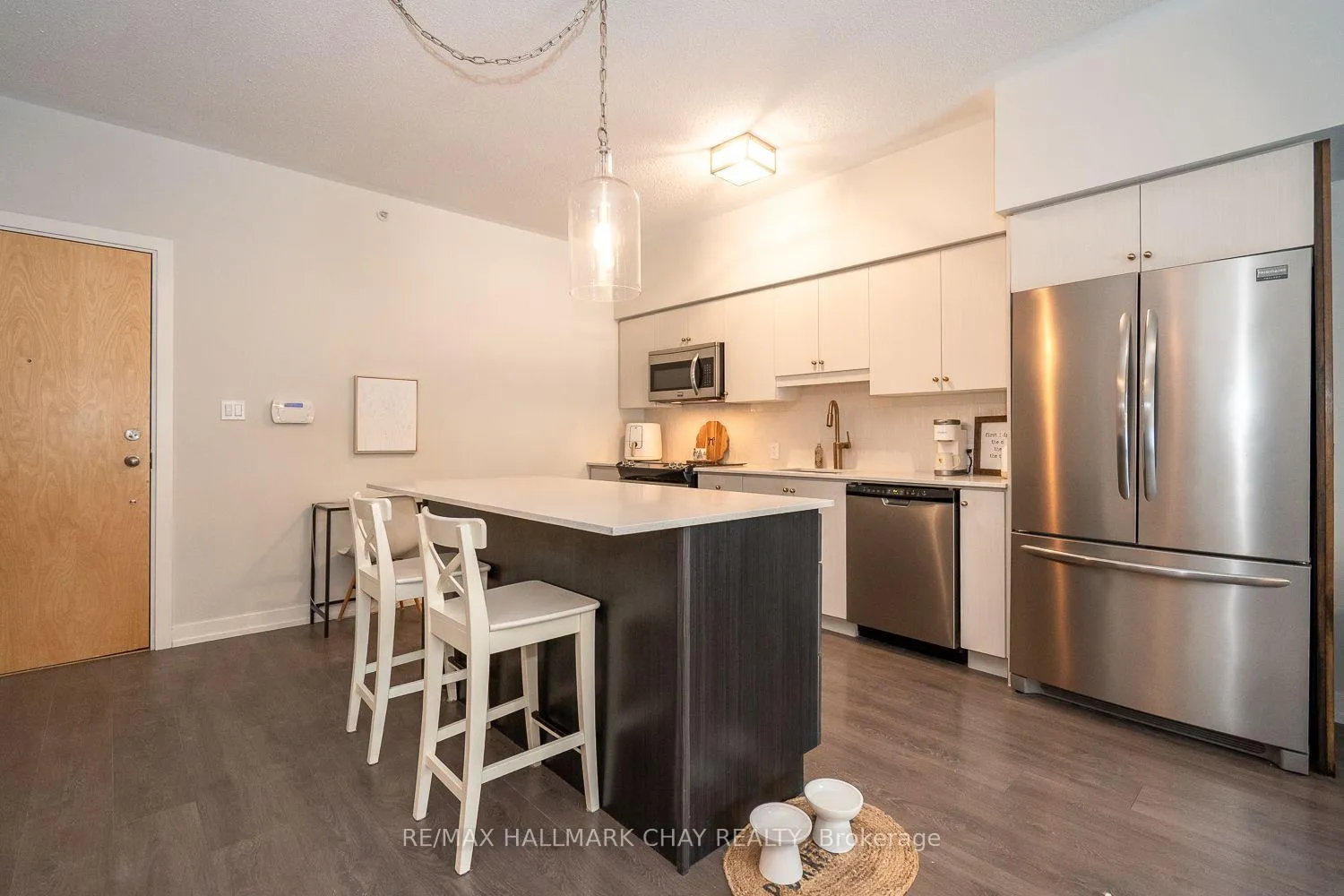 Photo 17 of Unit 105, 69 Boyne Street, New Tecumseth, Alliston — HOMEH
