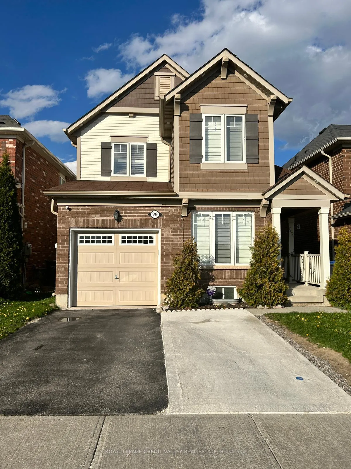 Photo 1 of Unit Upper, 29 Robert Parkinson Drive, Brampton, Northwest Brampton — HOMEH