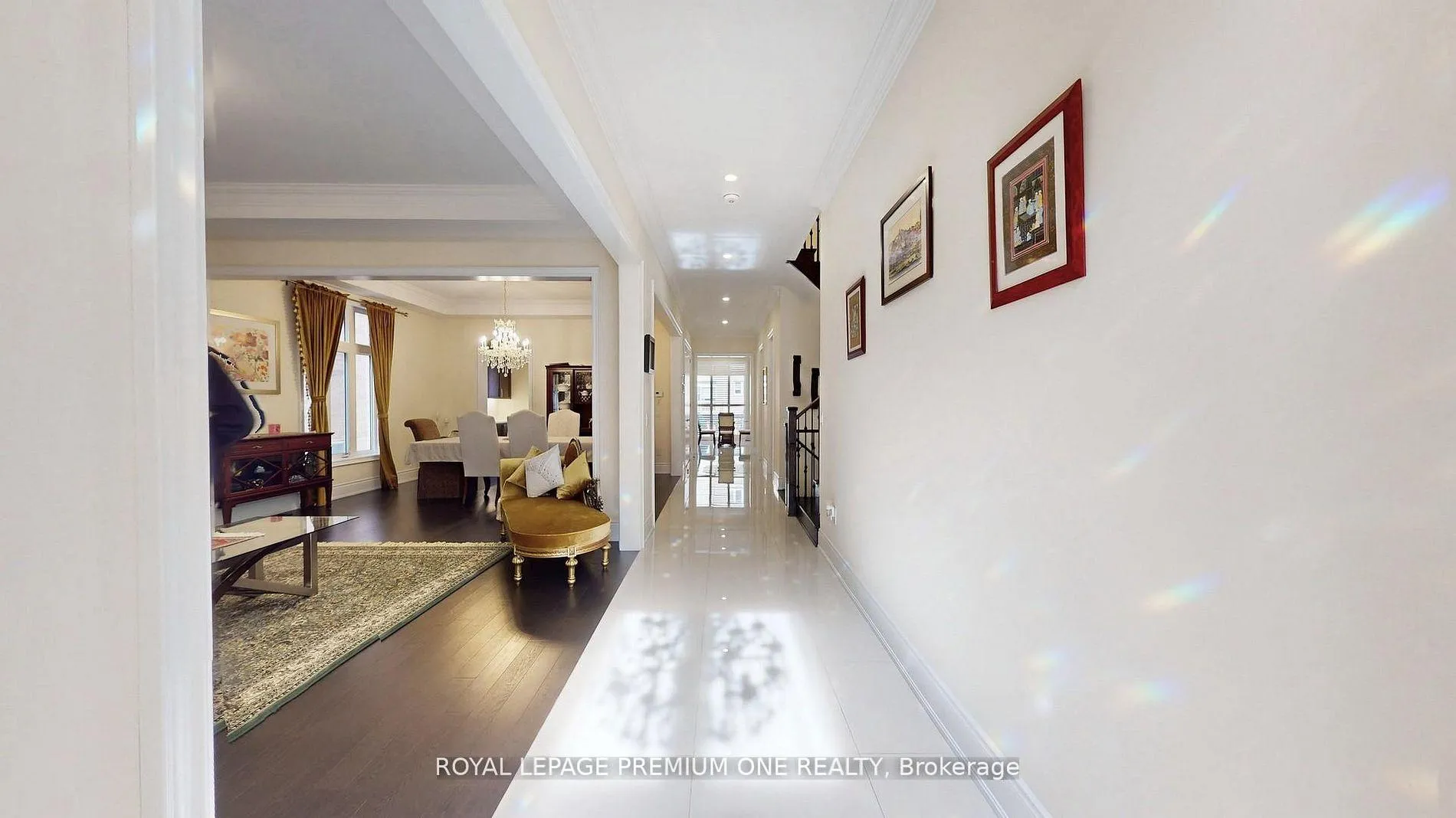 Photo 3 of 52 Daisy Meadow Crescent, Caledon, Caledon East — HOMEH
