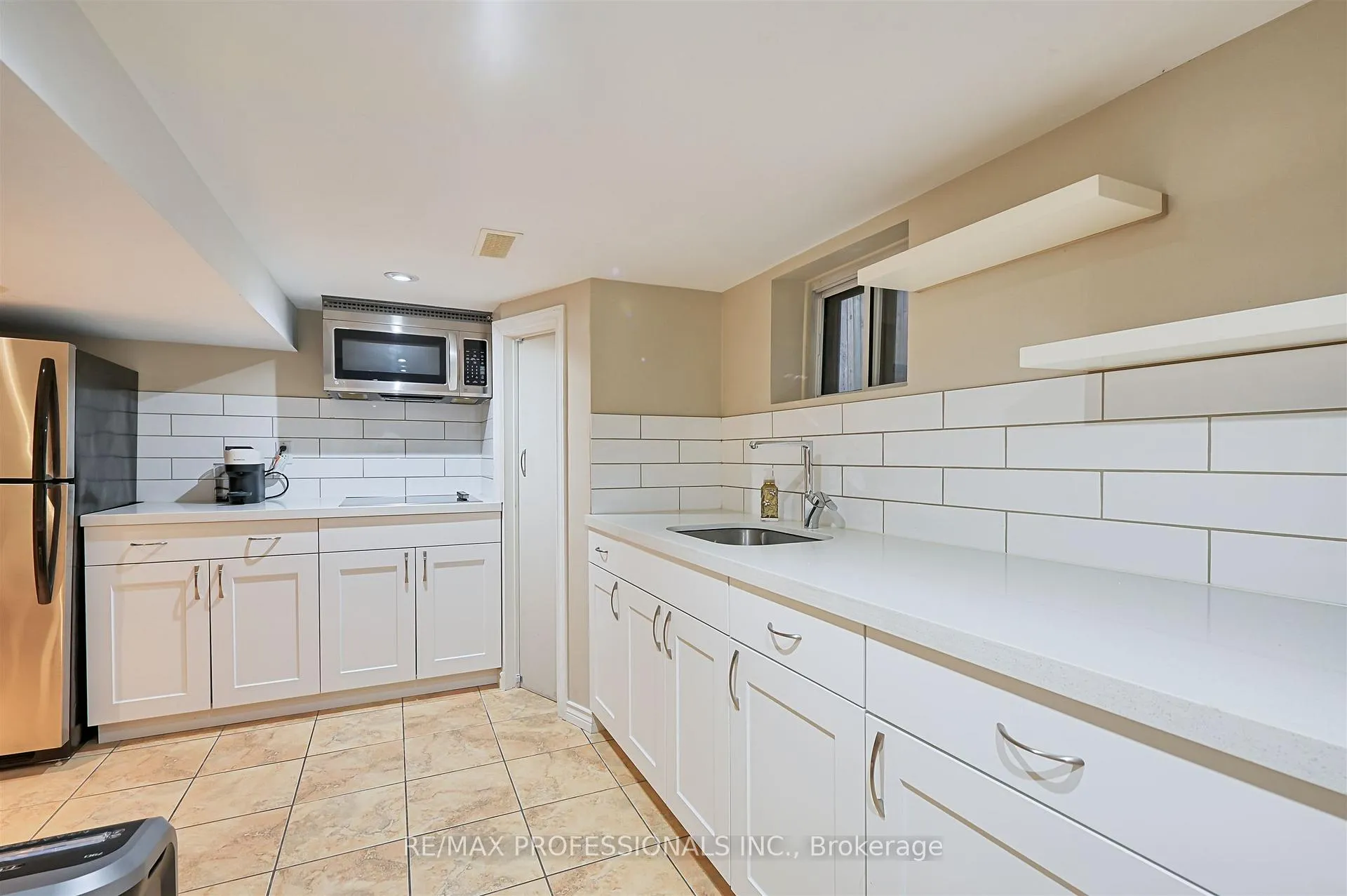 Photo 38 of 53 Tilden Crescent, Etobicoke, Humber Heights — HOMEH