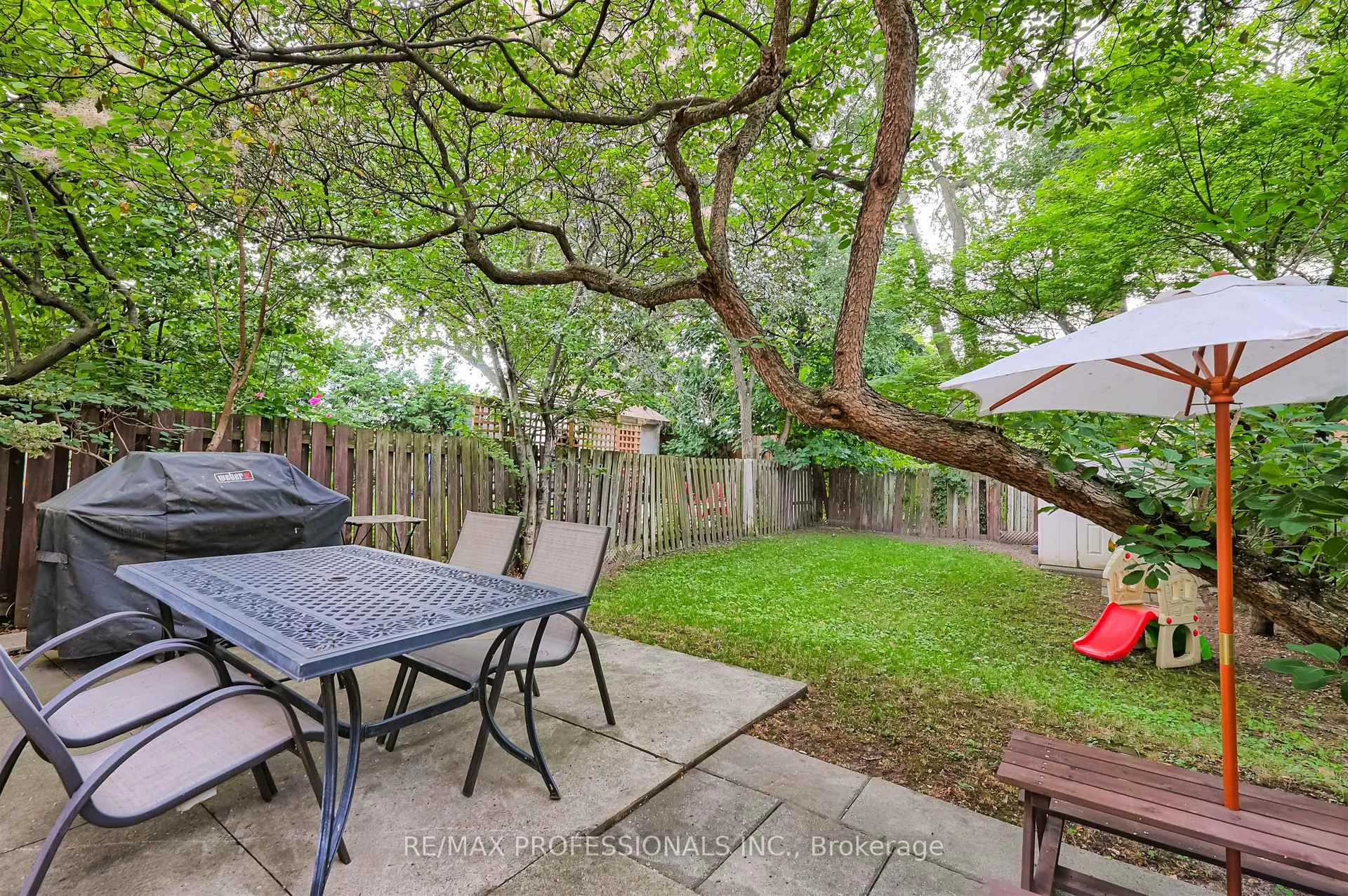 Photo 43 of 53 Tilden Crescent, Etobicoke, Humber Heights — HOMEH