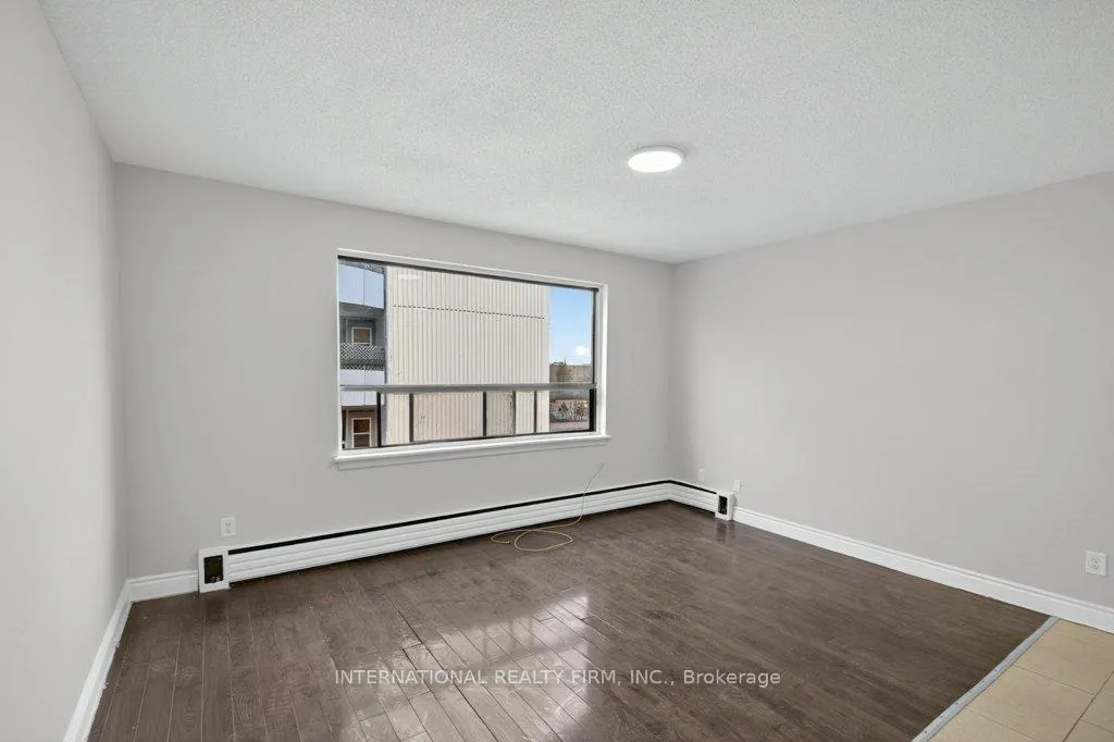 Photo 10 of Unit 303, 295 Melvin Avenue, Hamilton, McQuesten — HOMEH