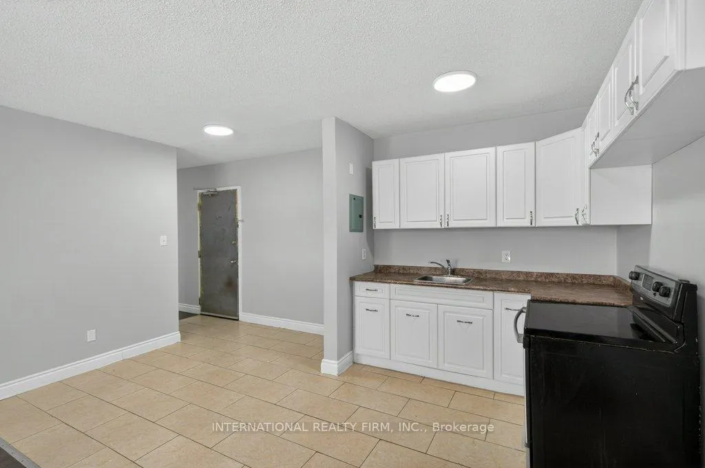 Photo 11 of Unit 303, 295 Melvin Avenue, Hamilton, McQuesten — HOMEH