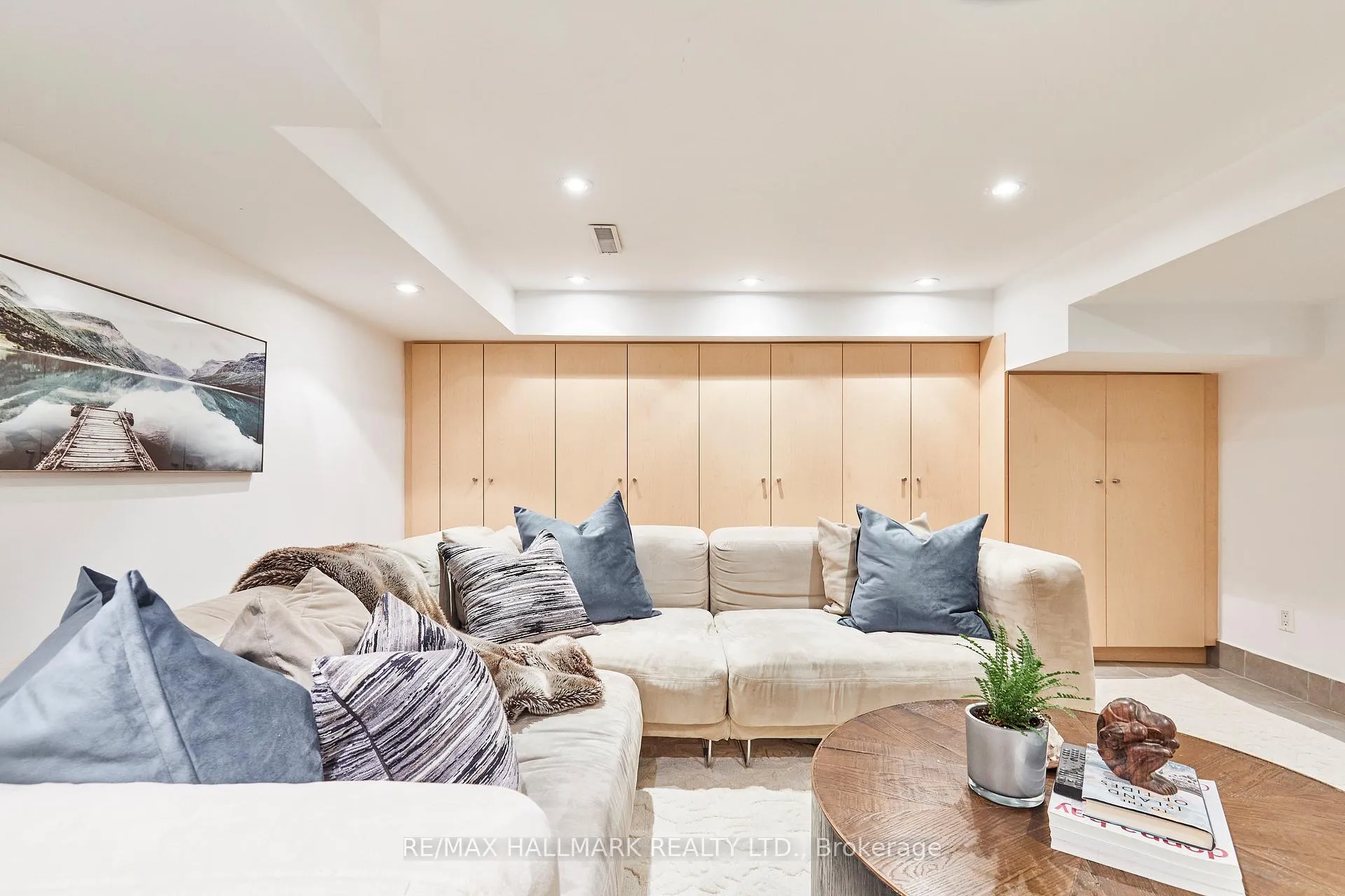 Photo 24 of 280 Manor Road E, Toronto, Mount Pleasant East — HOMEH