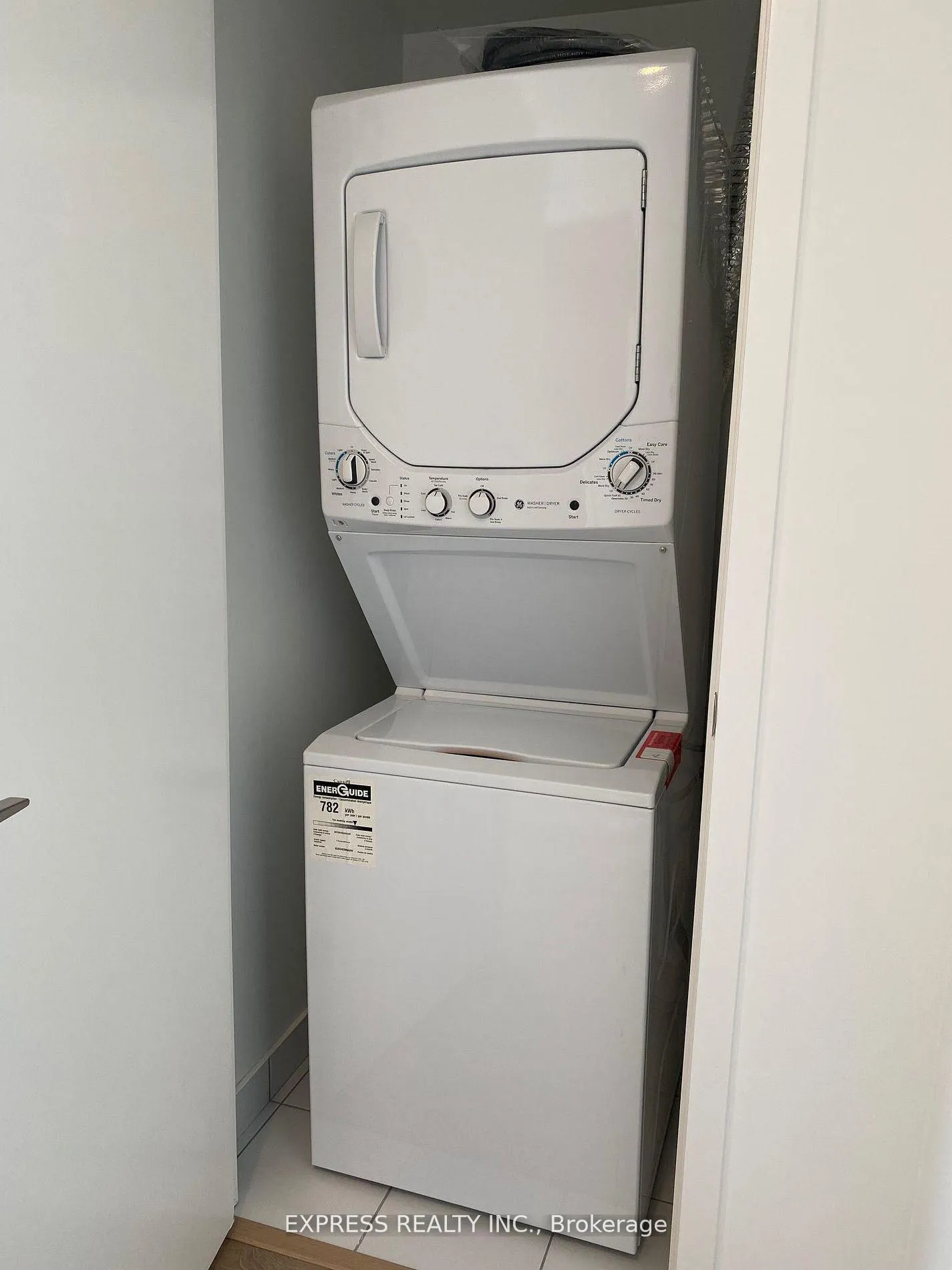 Photo 9 of Unit 2206, 18 Maitland Terrace, Toronto, Church-Yonge Corridor — HOMEH